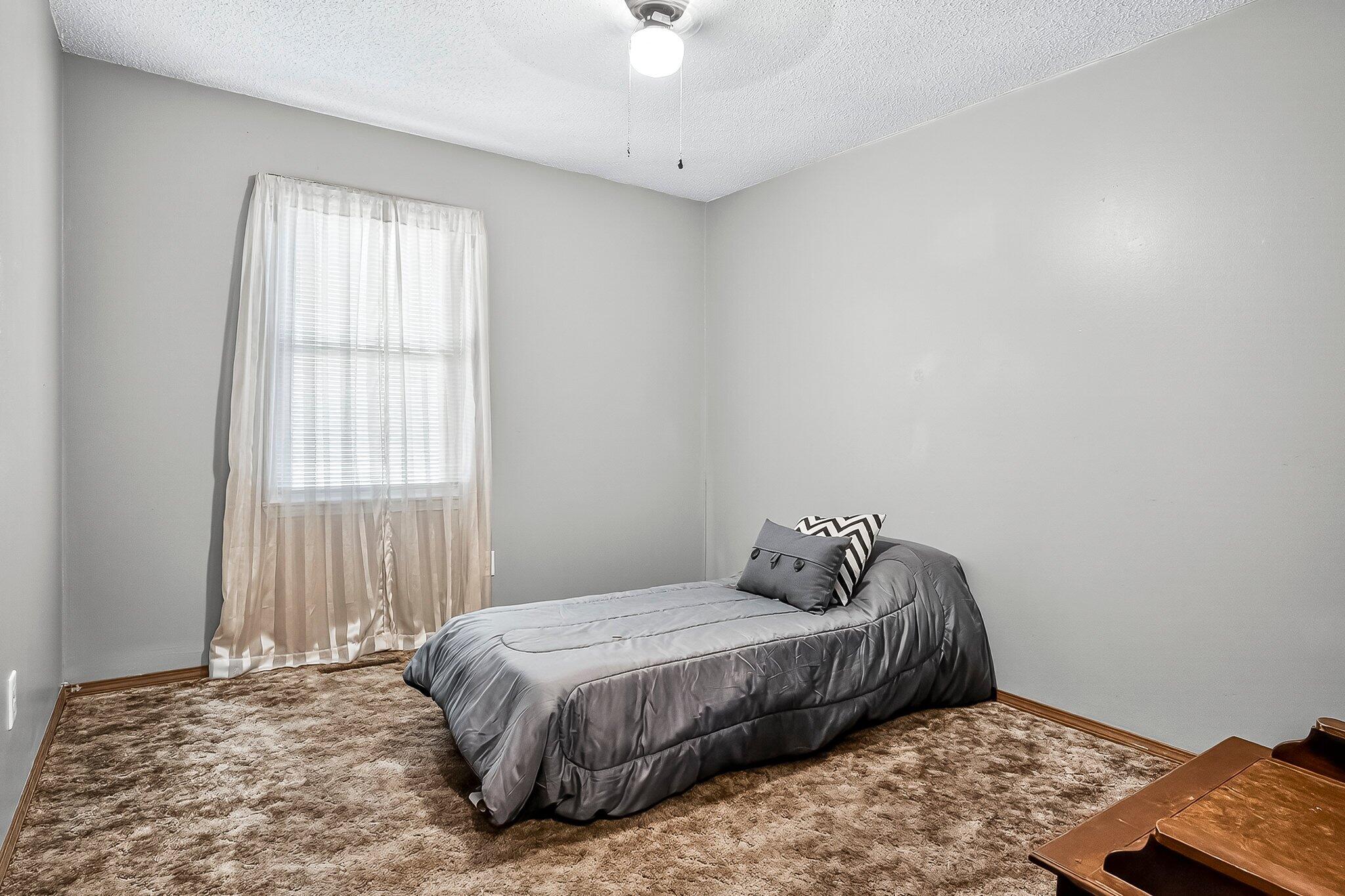 3849 S Leawood Avenue