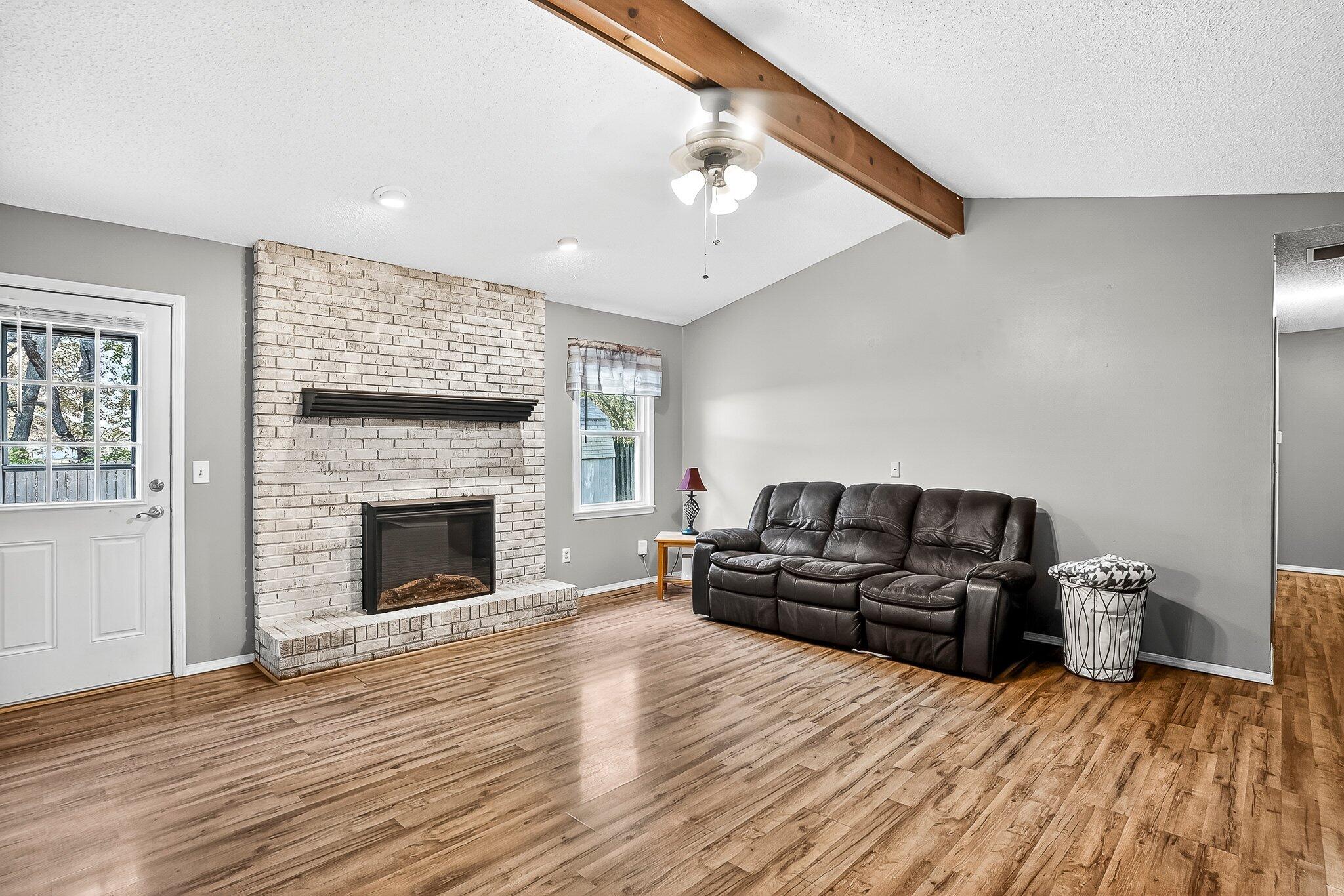 3849 S Leawood Avenue