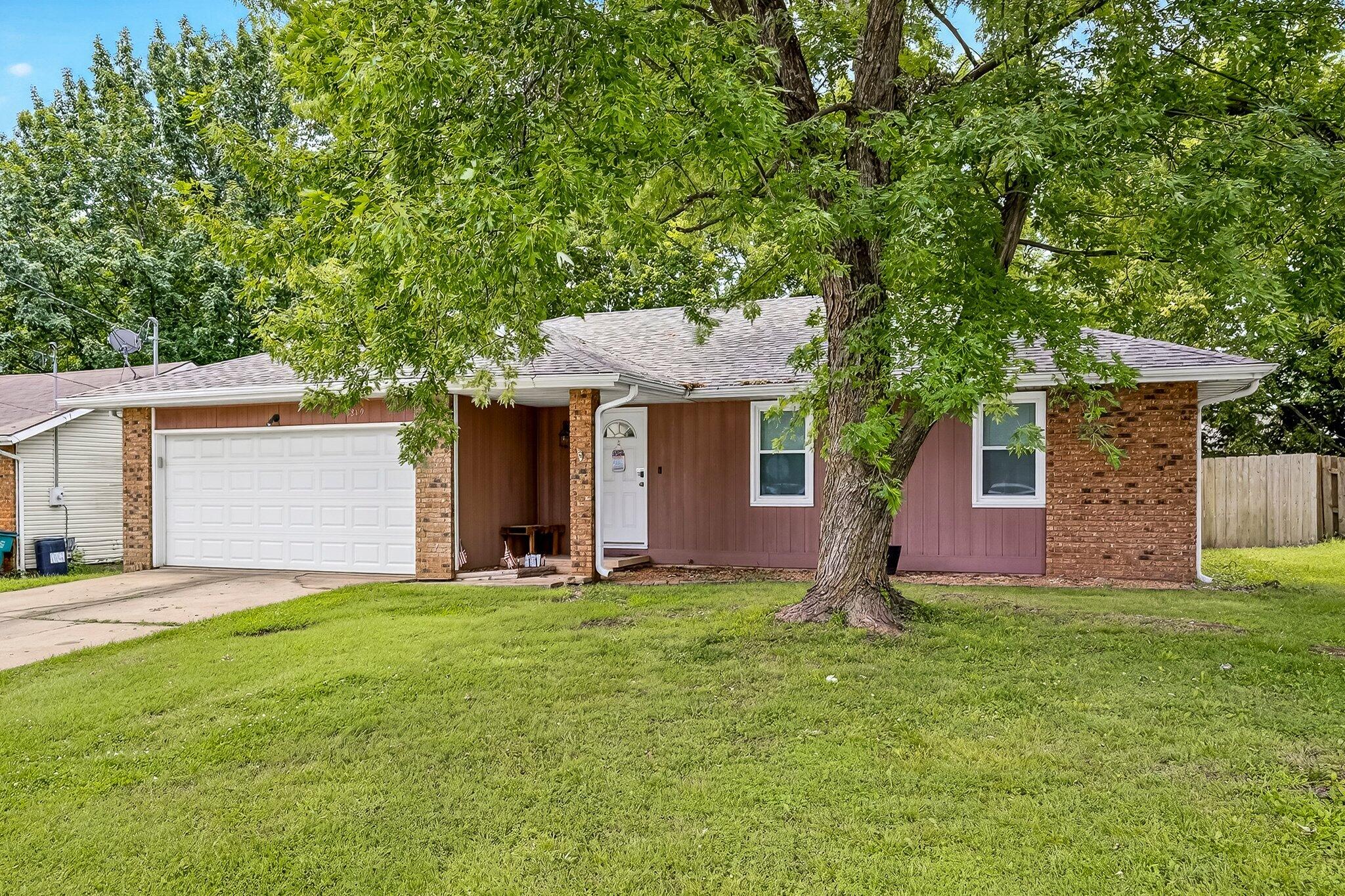 3849 S Leawood Avenue