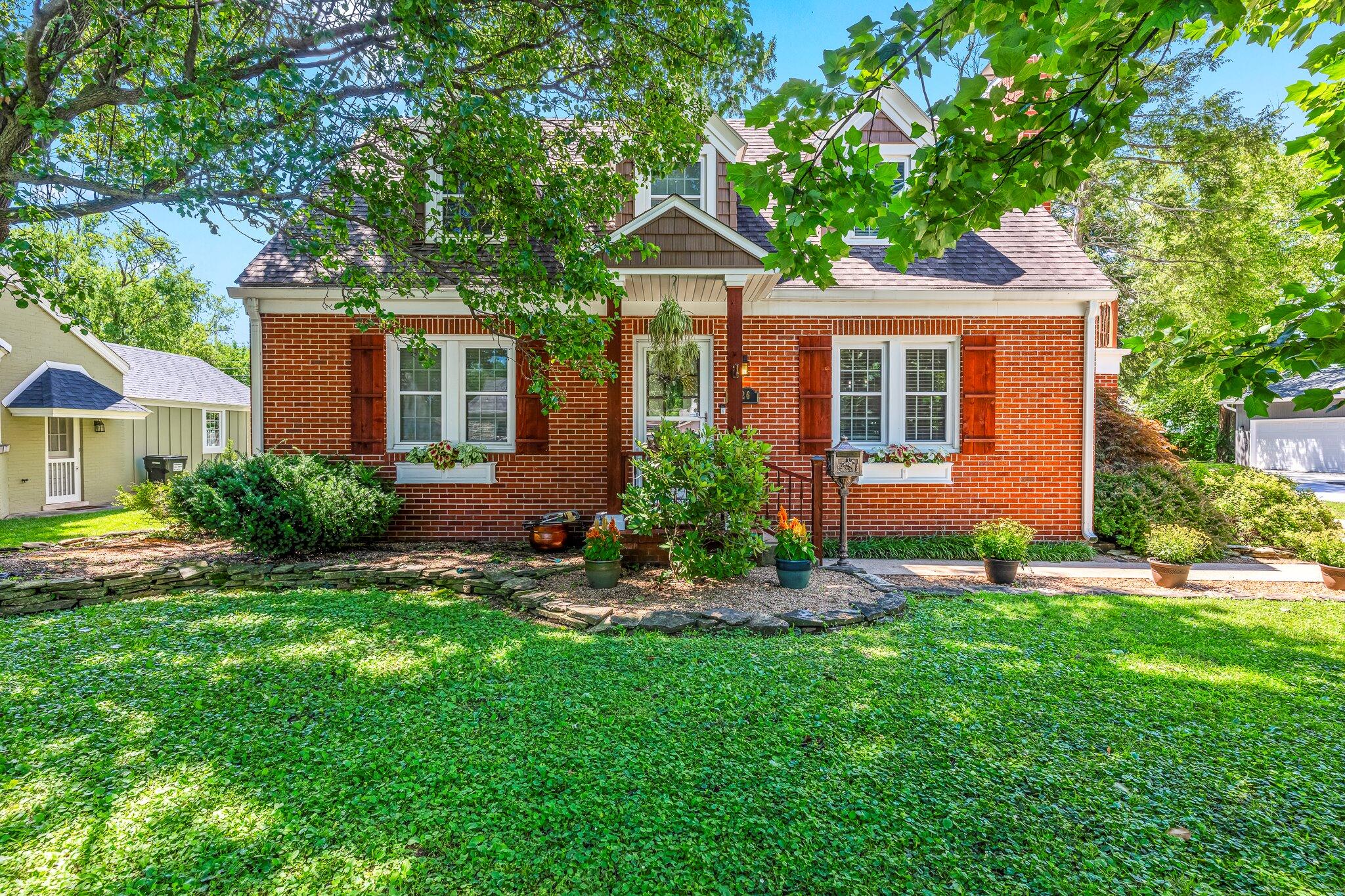 626 E Kingsbury Street