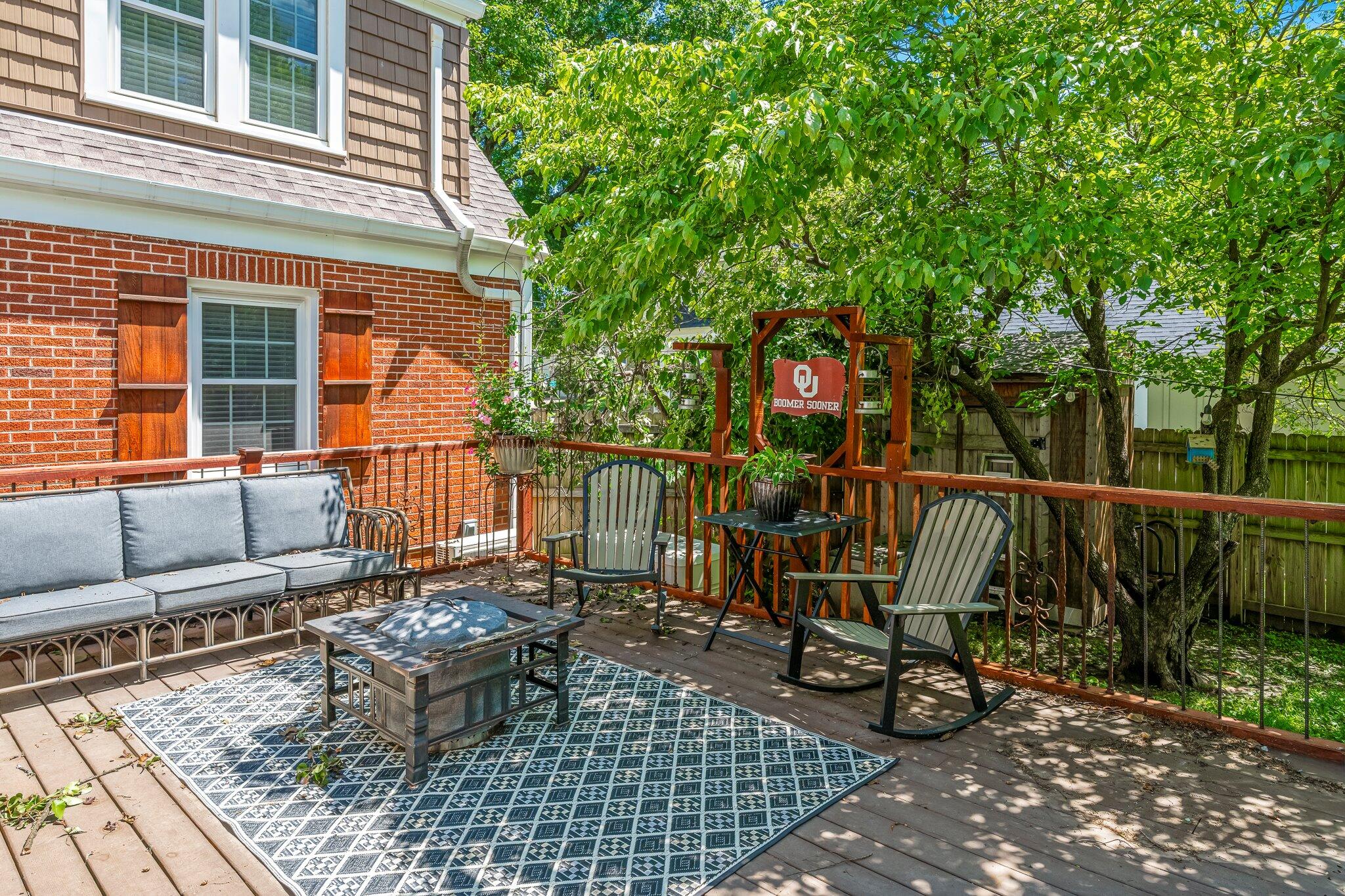 626 E Kingsbury Street