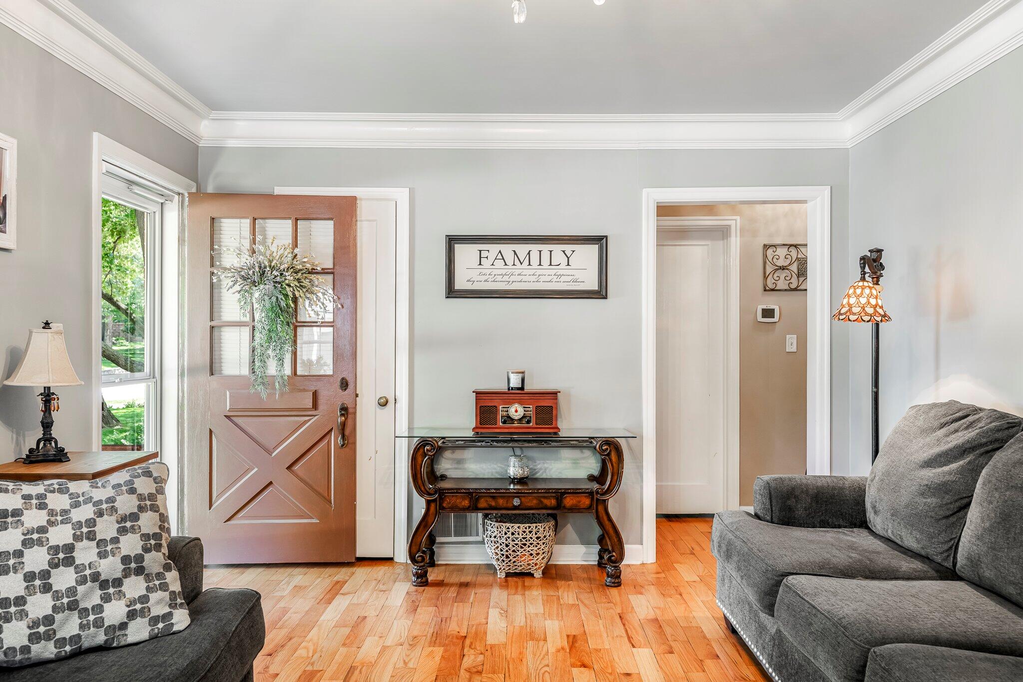 626 E Kingsbury Street