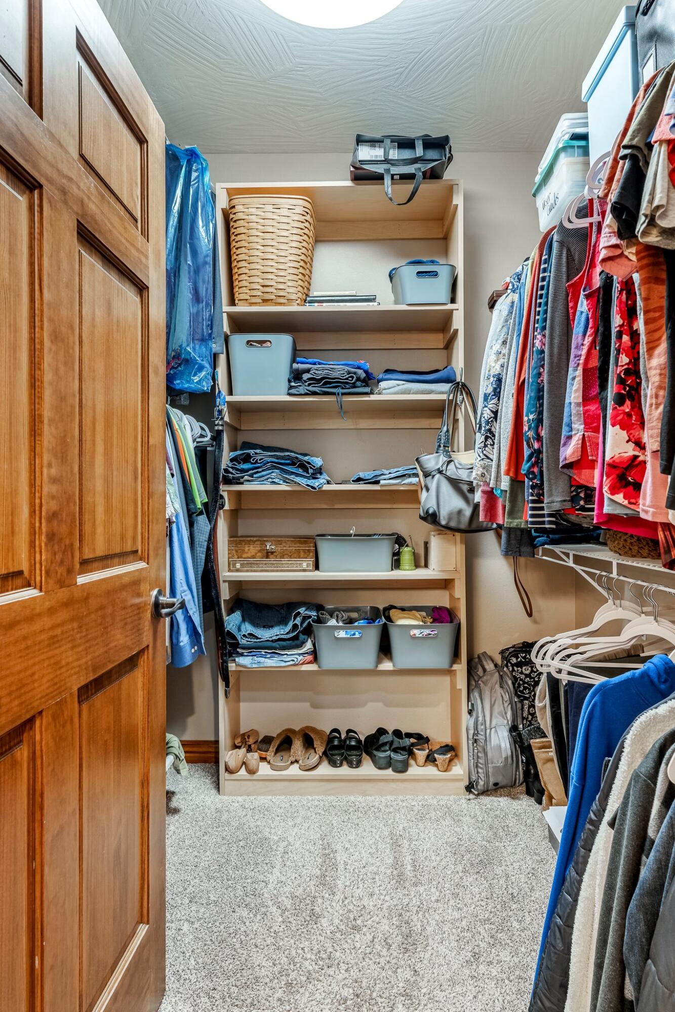 2419 W Deerbrooke Trail