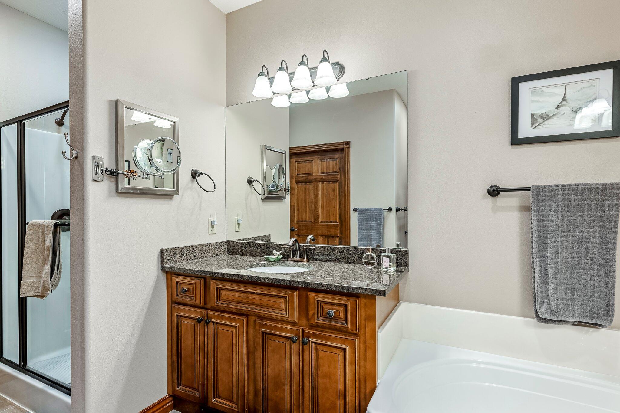 2419 W Deerbrooke Trail