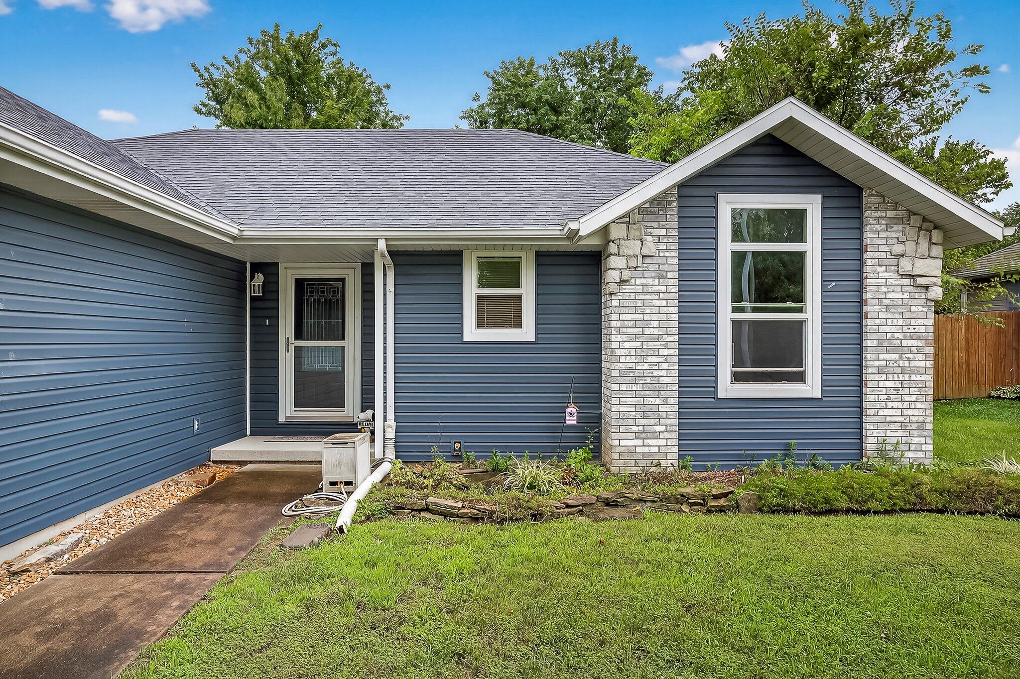 316 W Shawnee Court