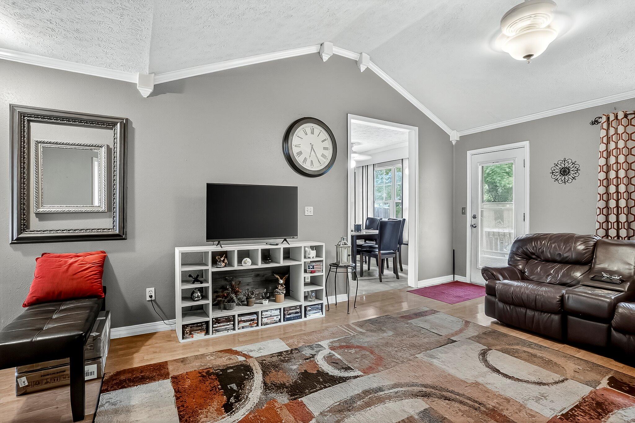 316 W Shawnee Court