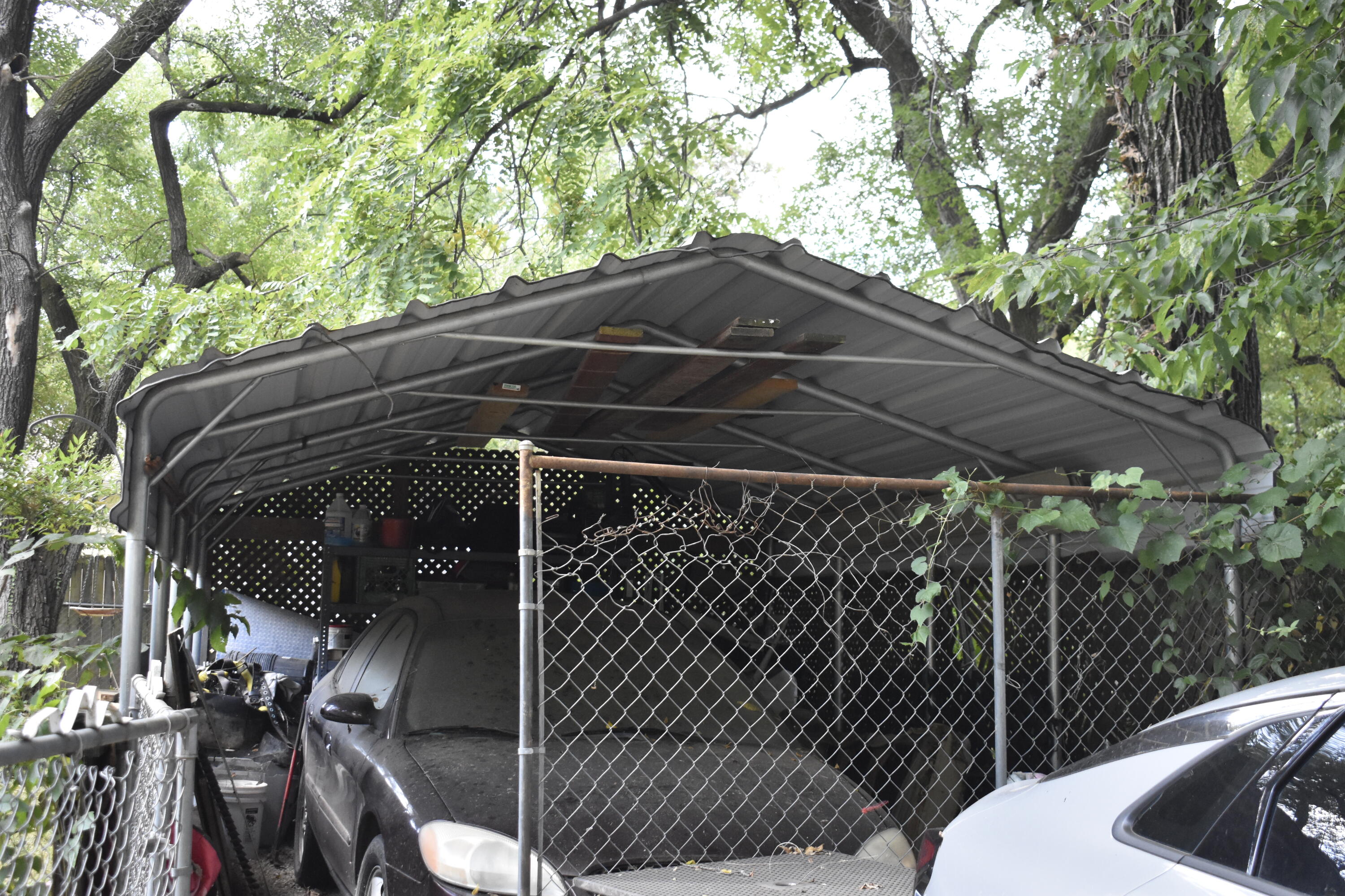 3070 E Beaumont Street