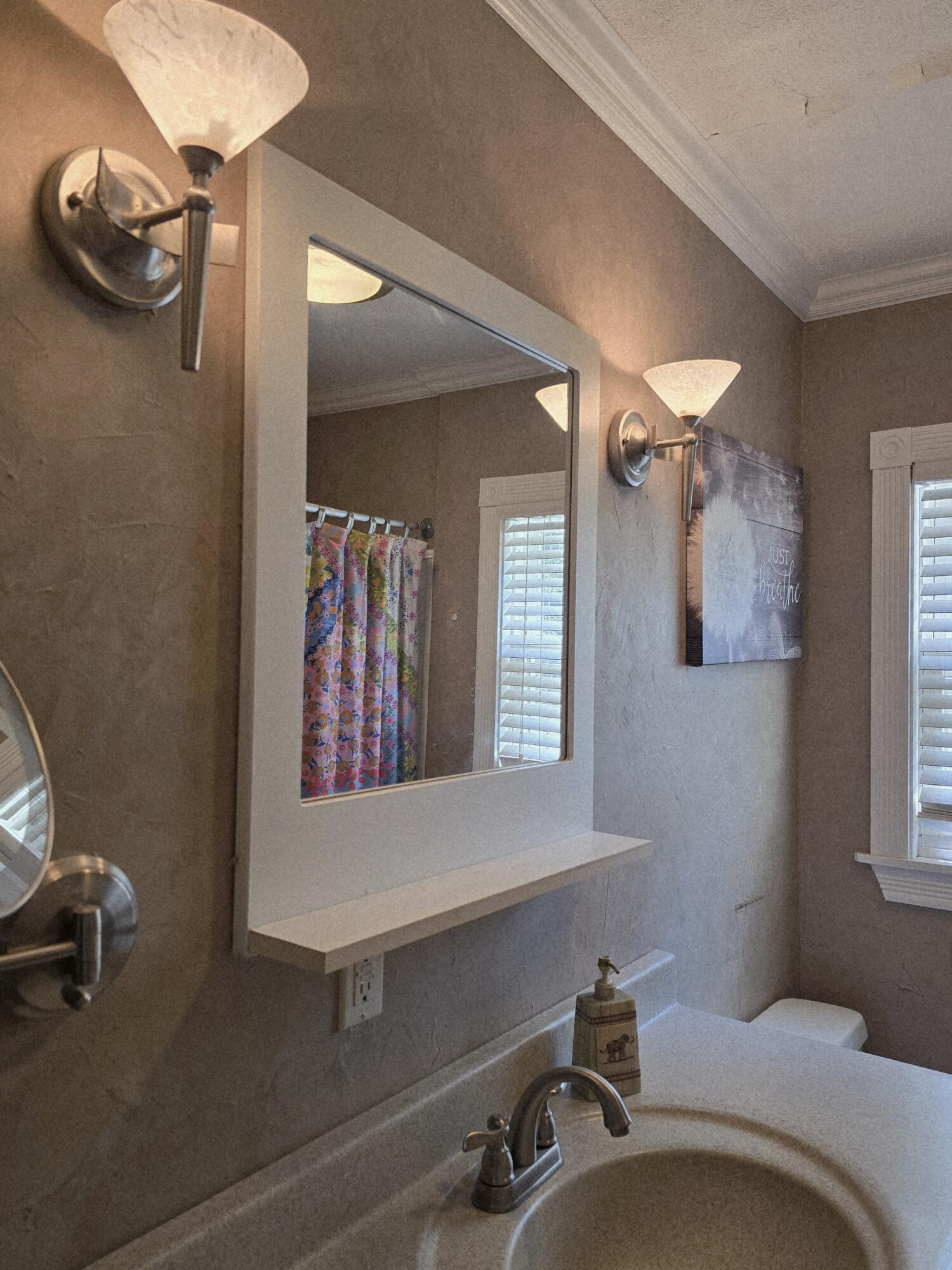 3070 E Beaumont Street