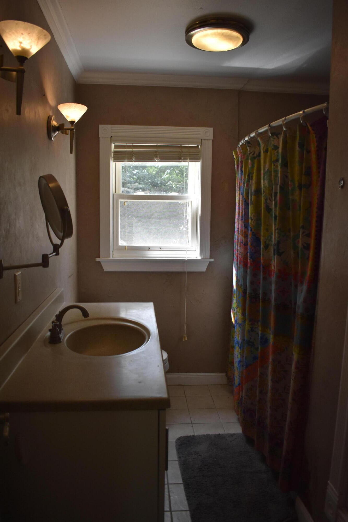 3070 E Beaumont Street