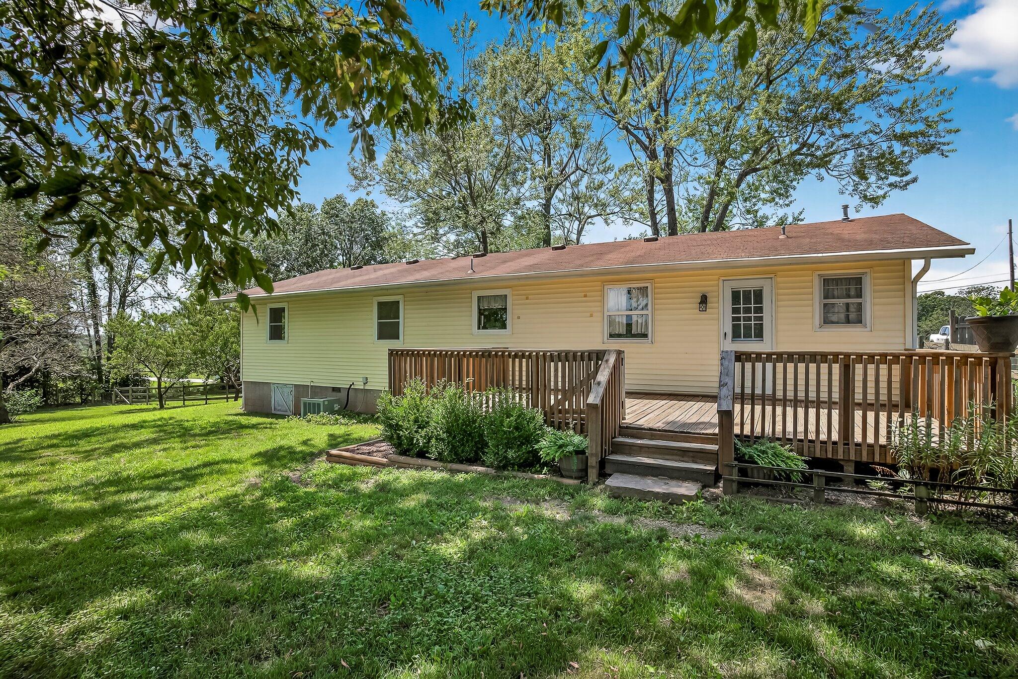 2484 S Farm Road 237
