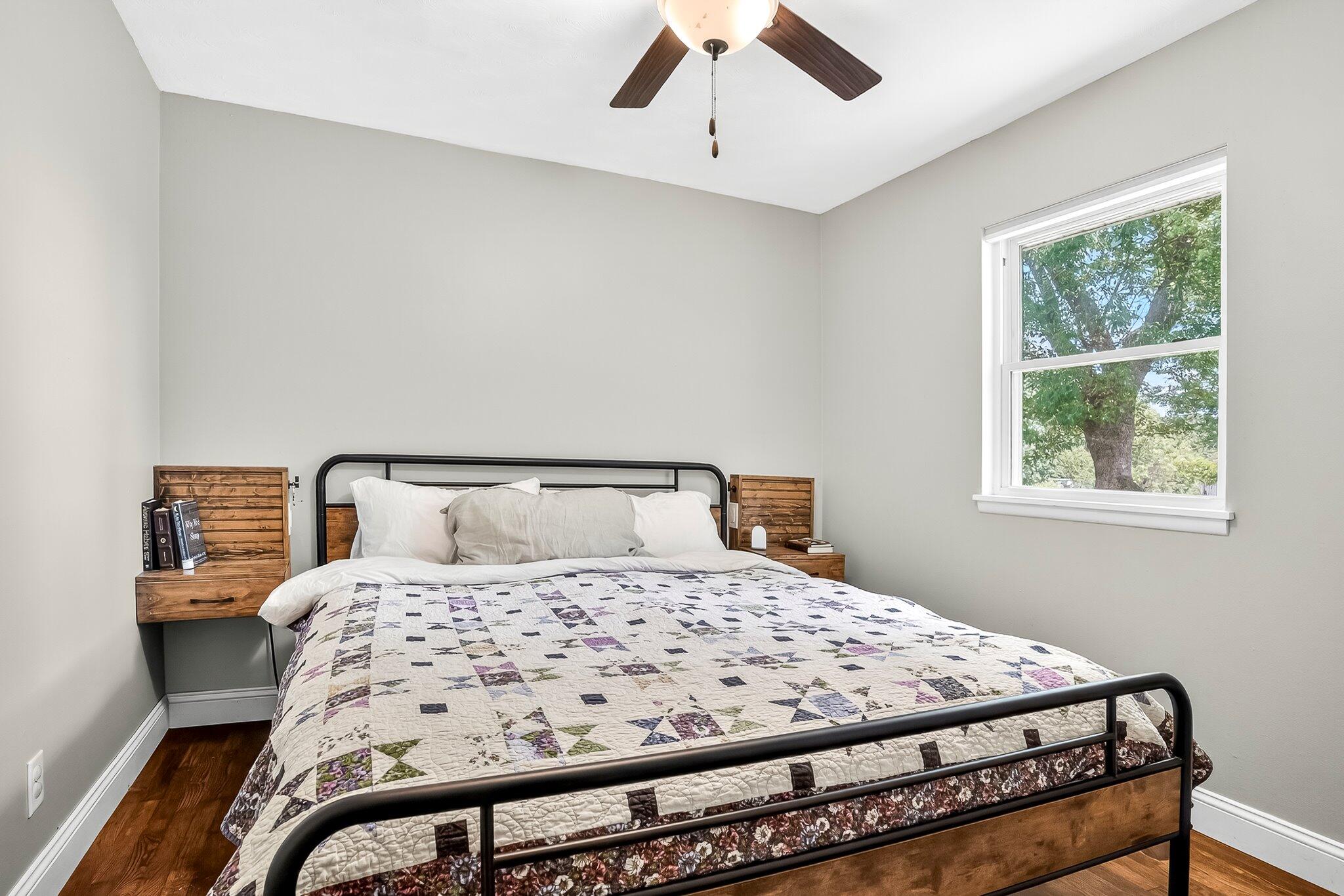 2484 S Farm Road 237