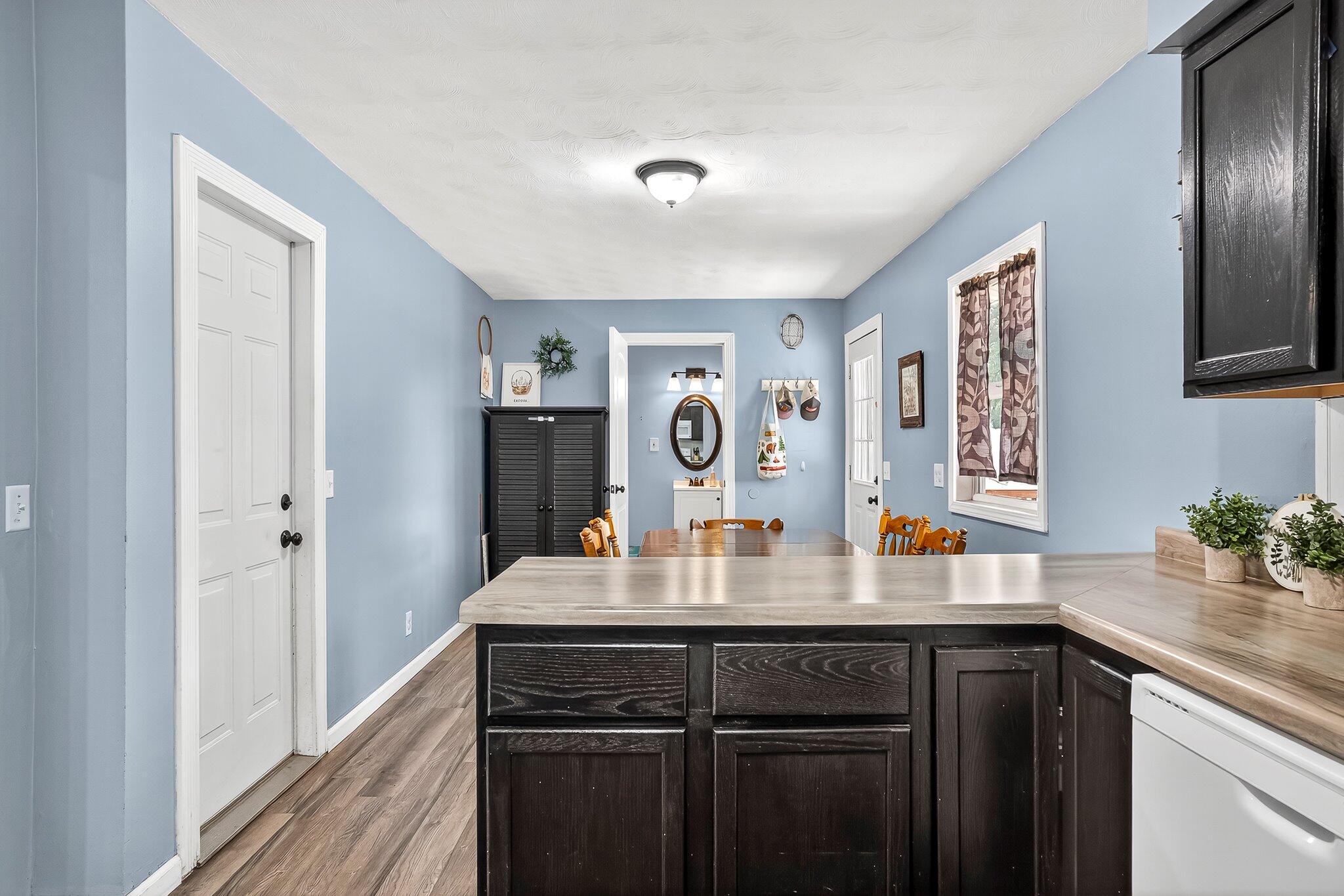 2484 S Farm Road 237