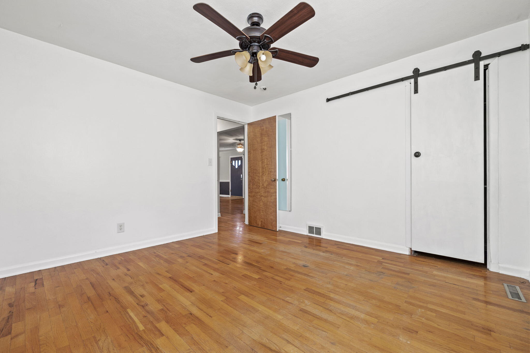 524 E Seminole Street