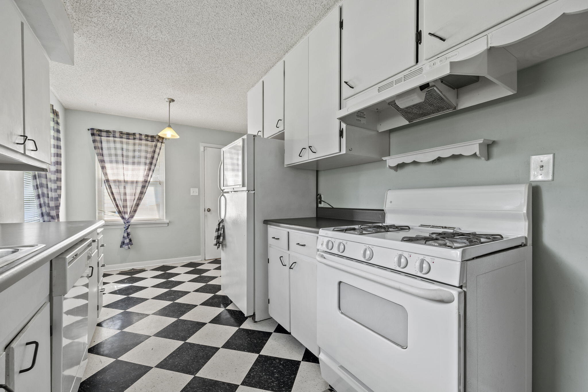 524 E Seminole Street