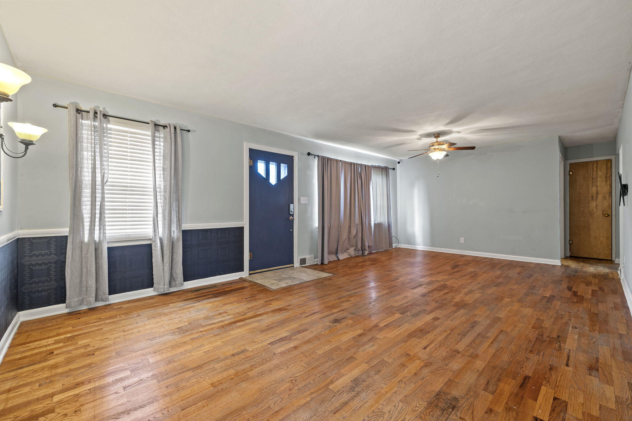 524 E Seminole Street