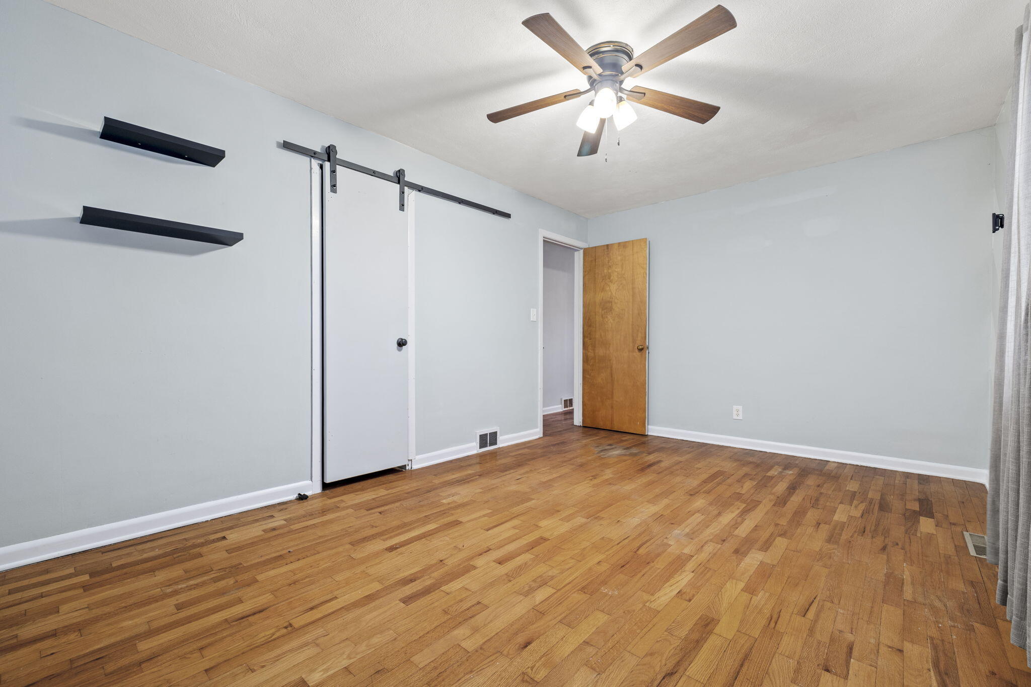524 E Seminole Street