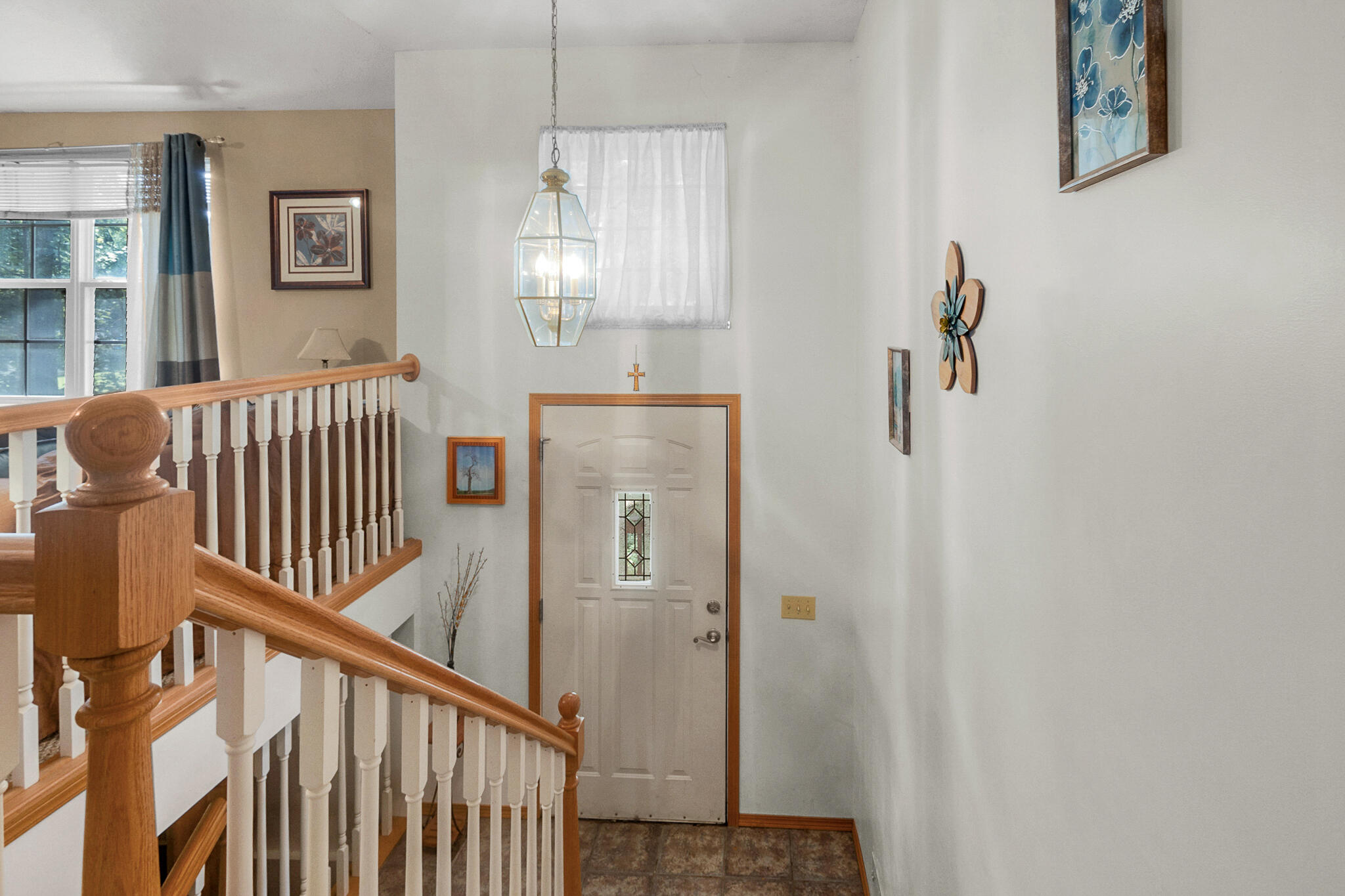 5644 S Honeysuckle Lane