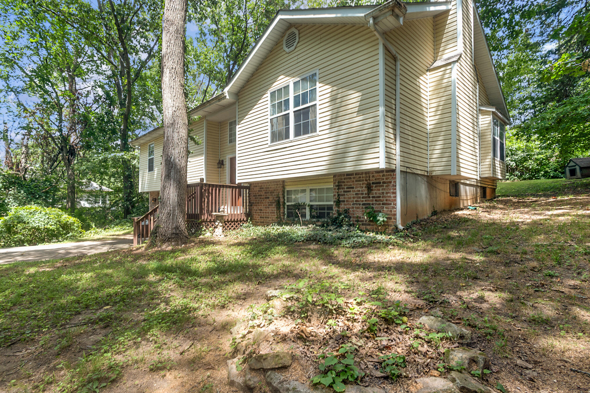 5644 S Honeysuckle Lane