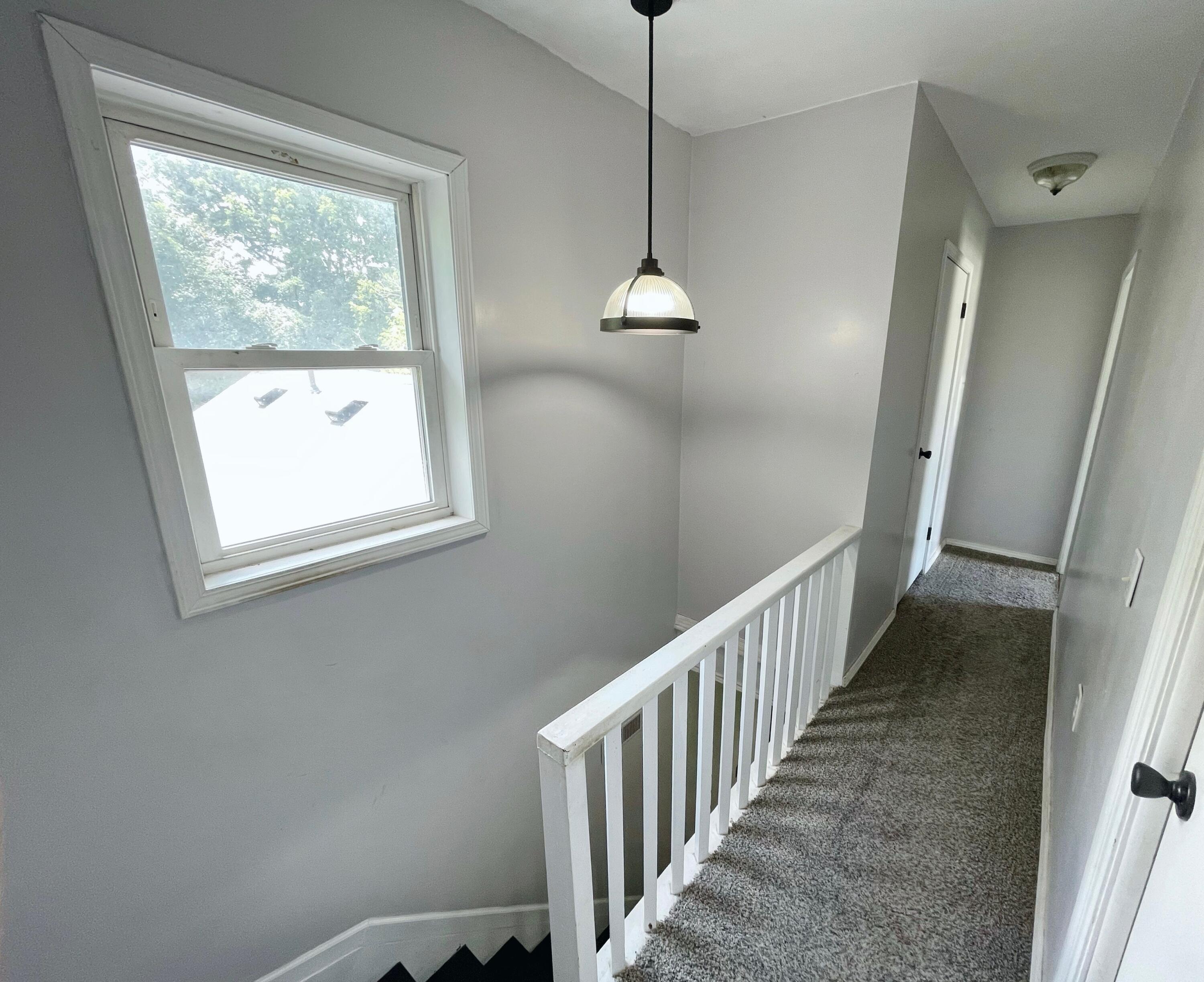 203 E Prairie Lane