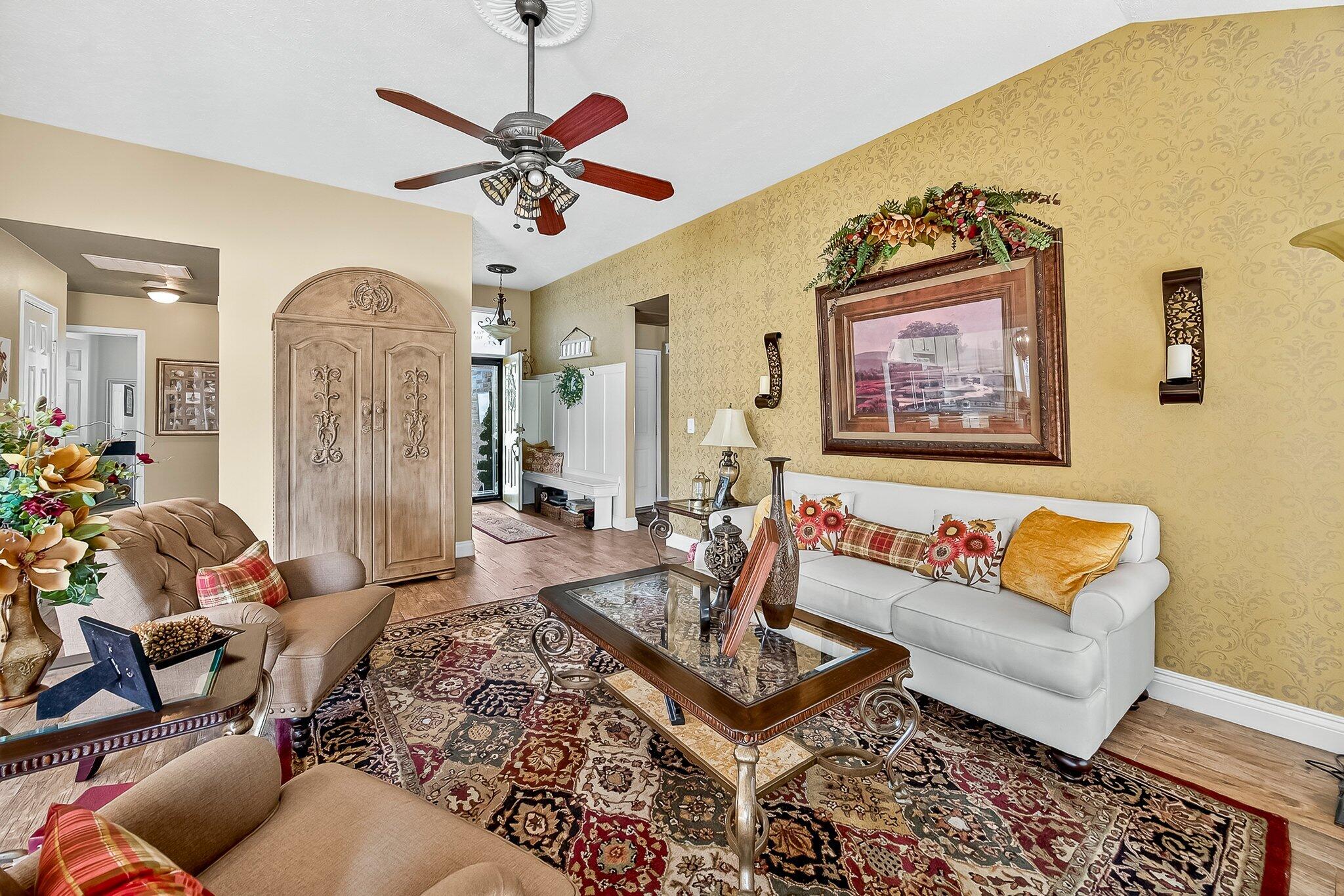 5342 S Tanager Avenue