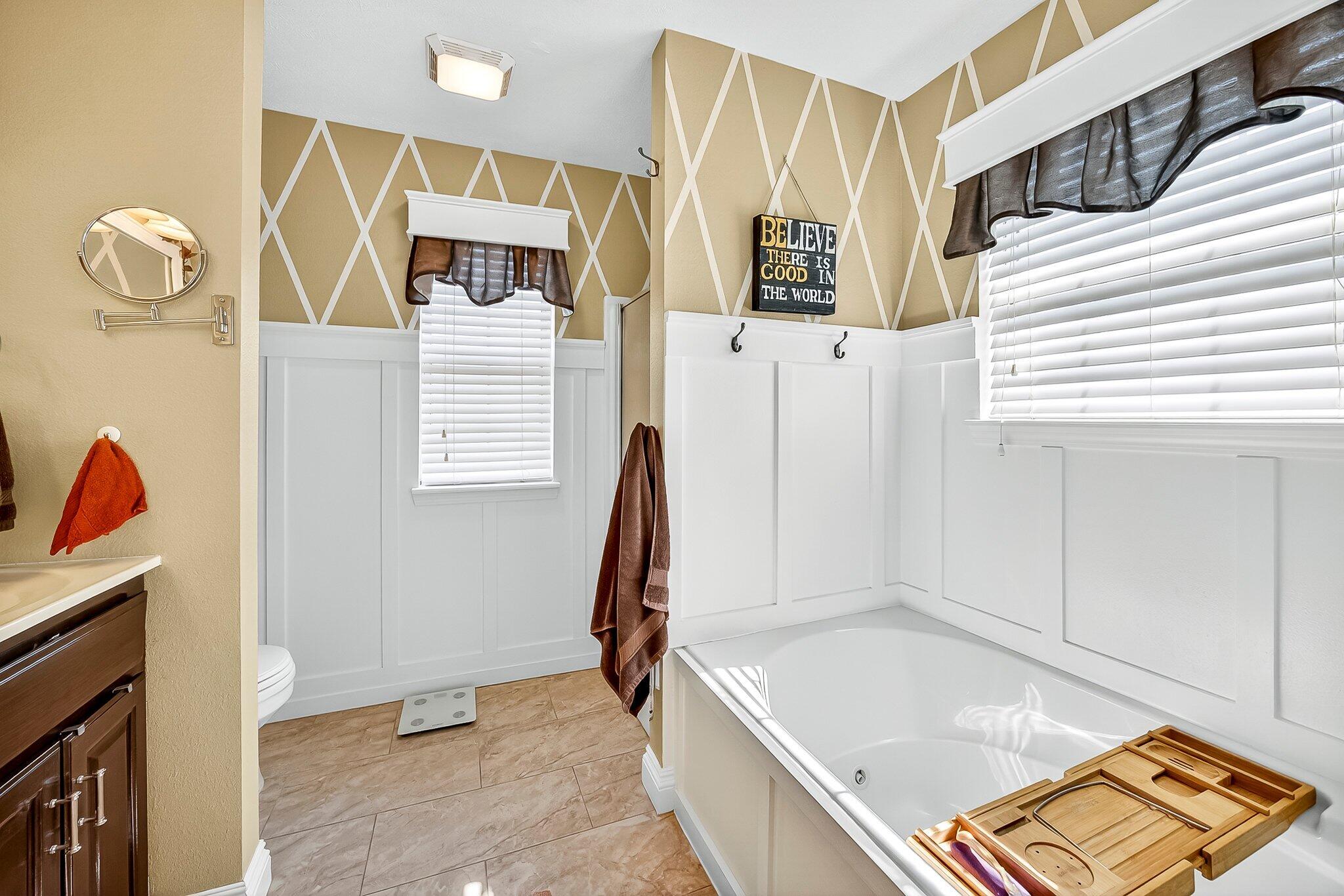 5342 S Tanager Avenue