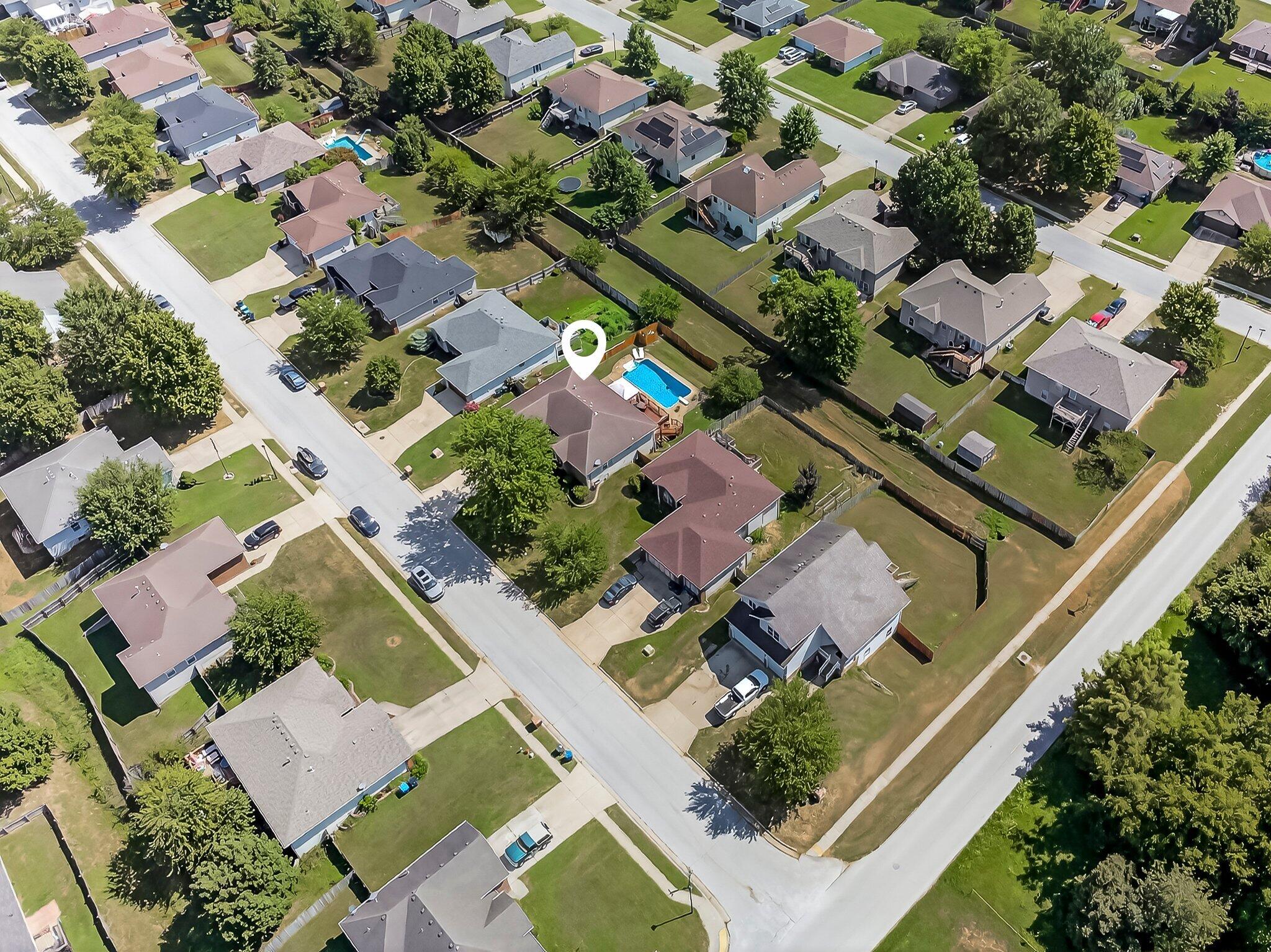 5342 S Tanager Avenue