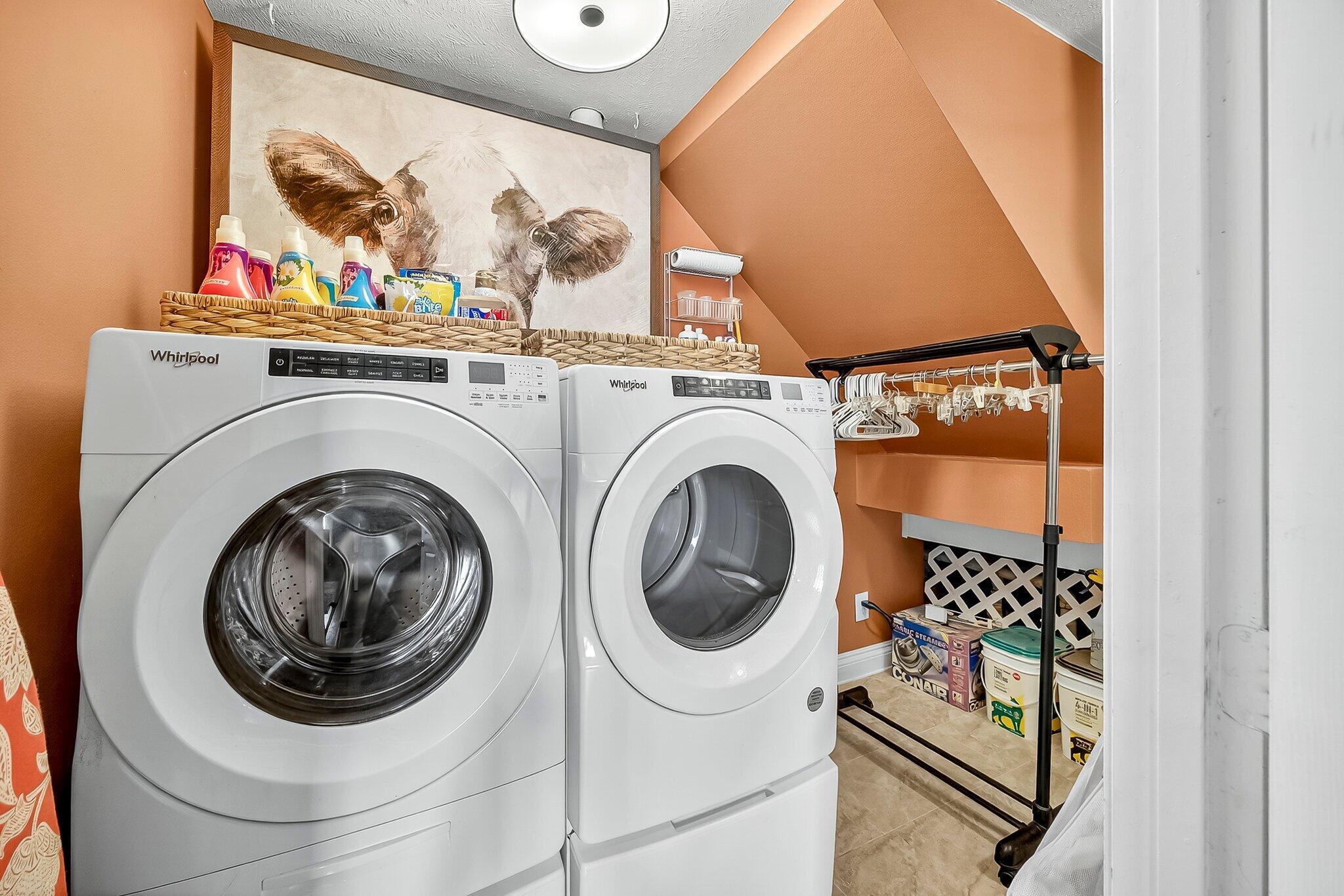 5342 S Tanager Avenue