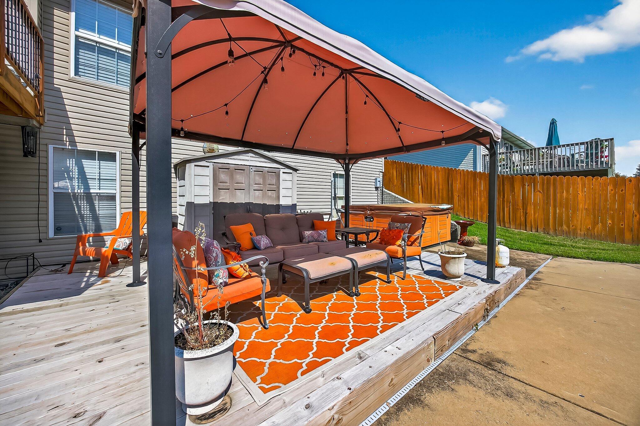 5342 S Tanager Avenue