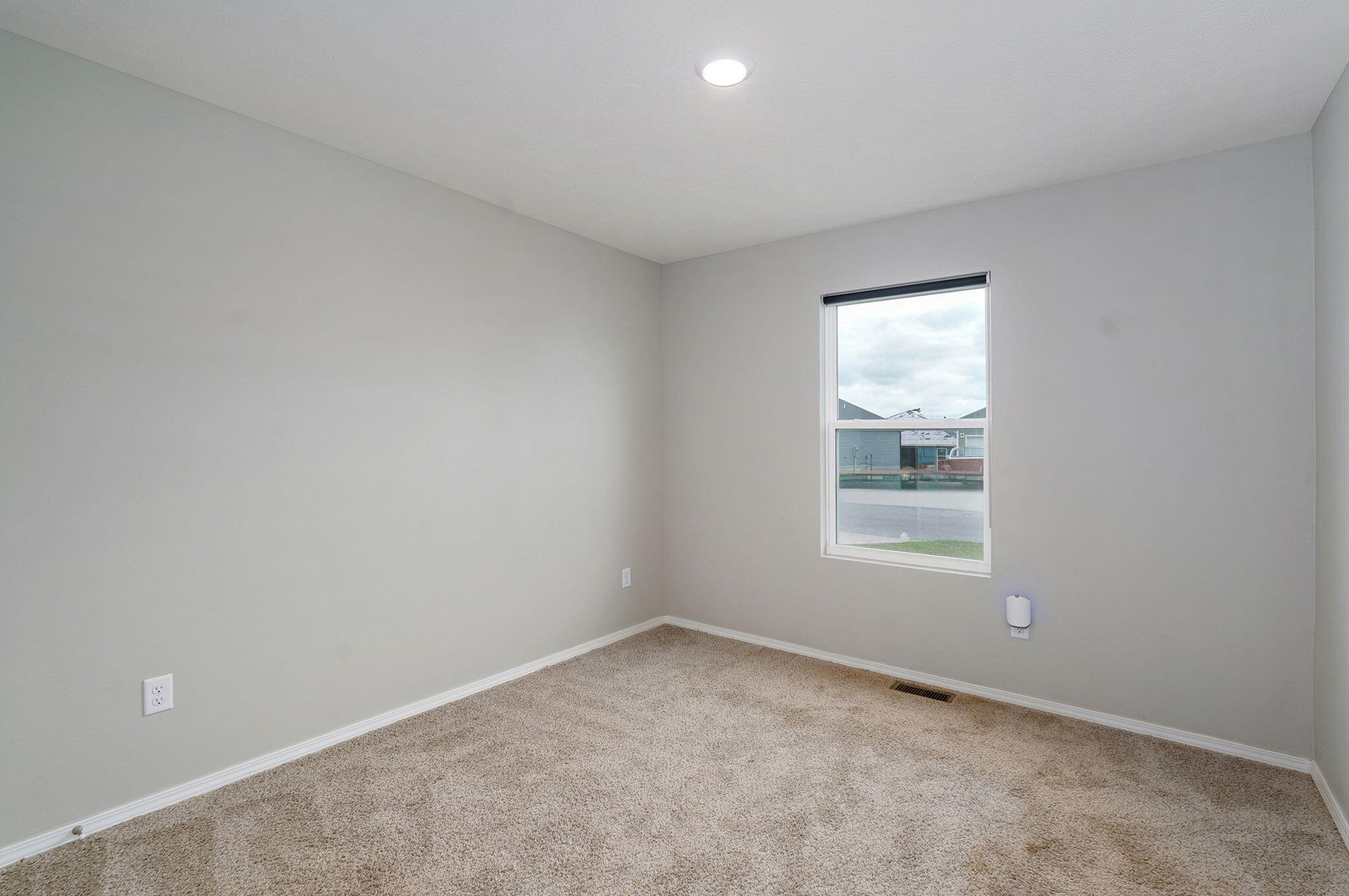 1202 E Price Street