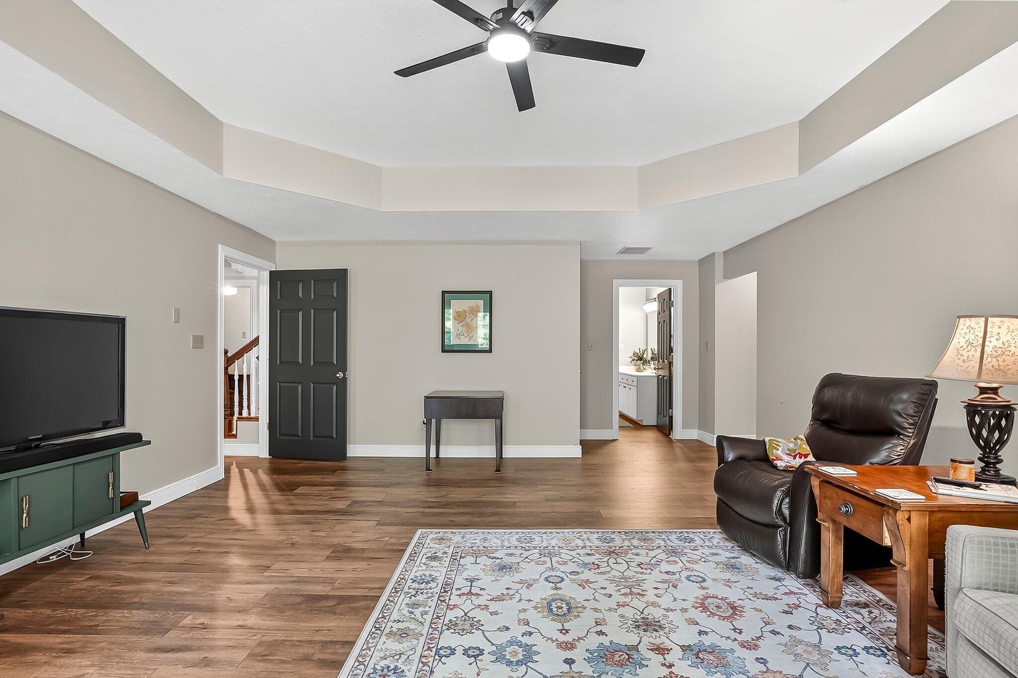 847 Brook Forest