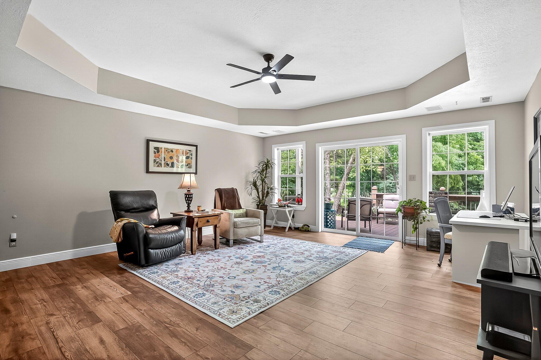 847 Brook Forest