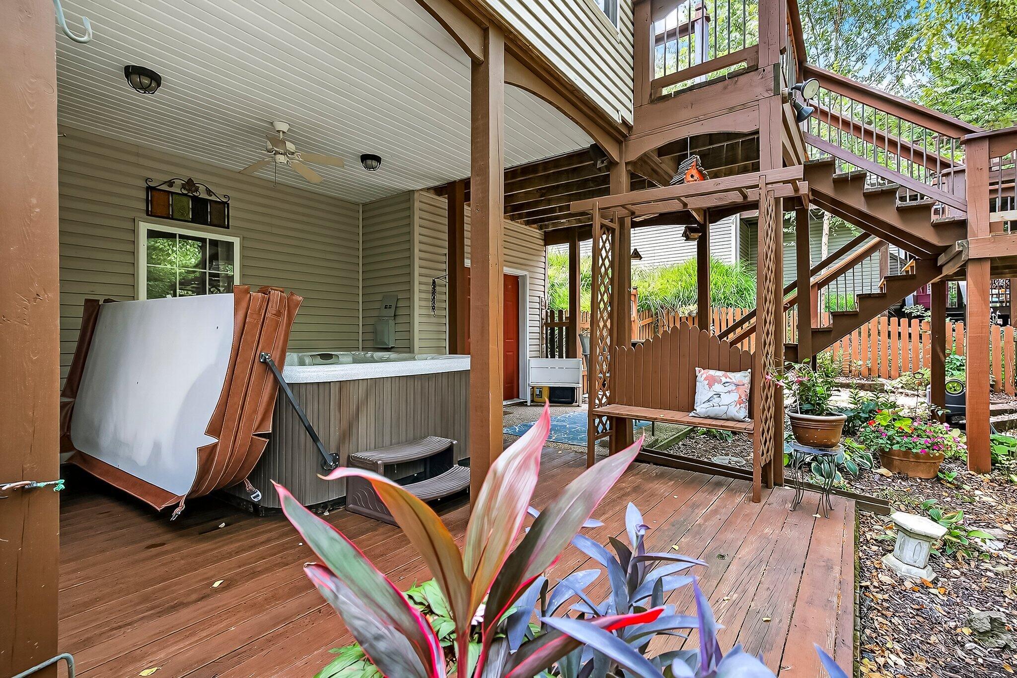 847 Brook Forest