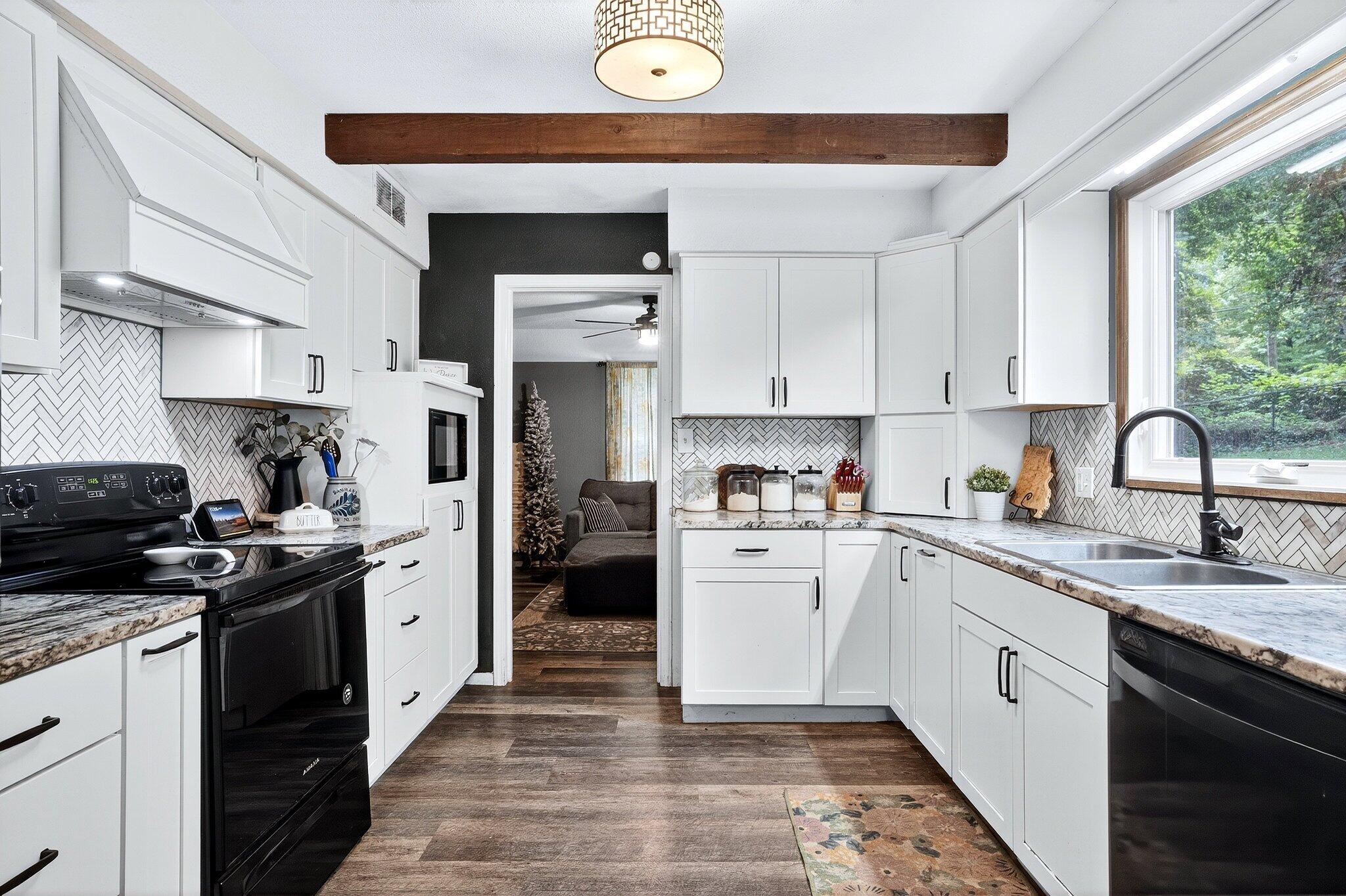 2556 E Melbourne Road