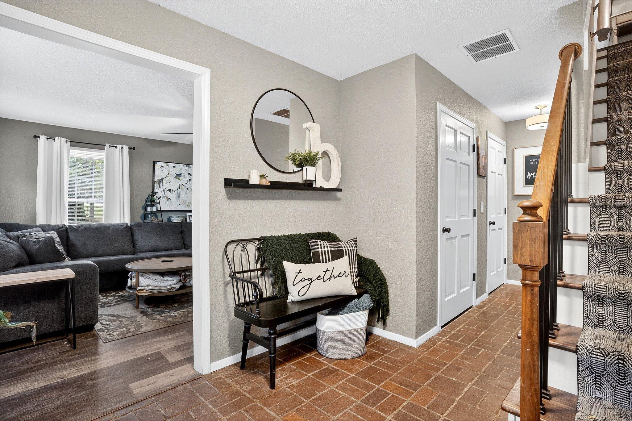 2556 E Melbourne Road