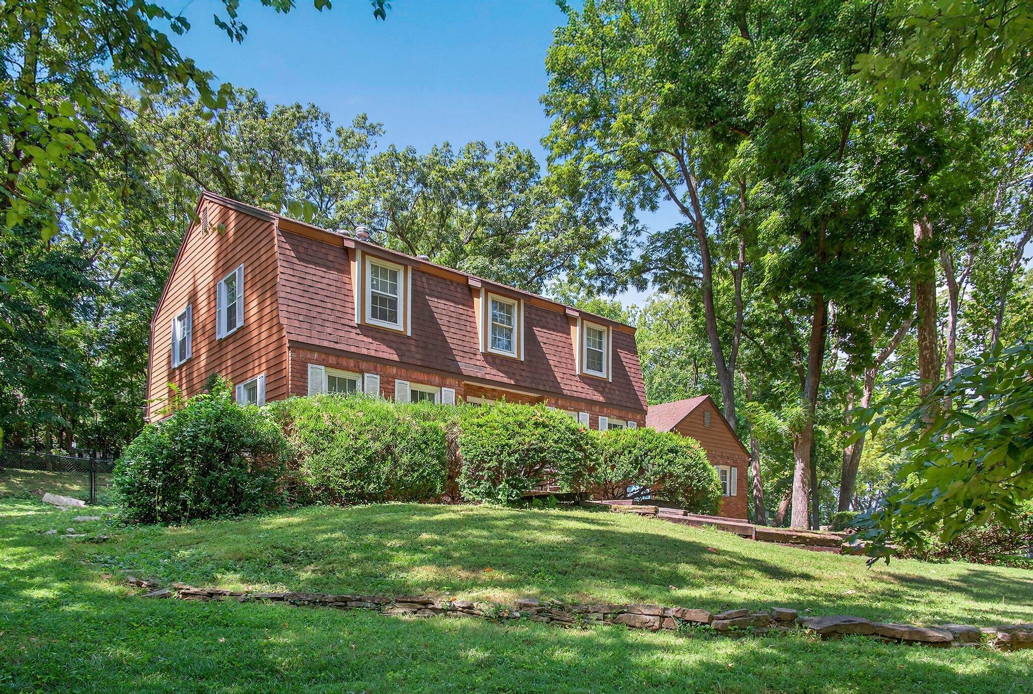 2556 E Melbourne Road