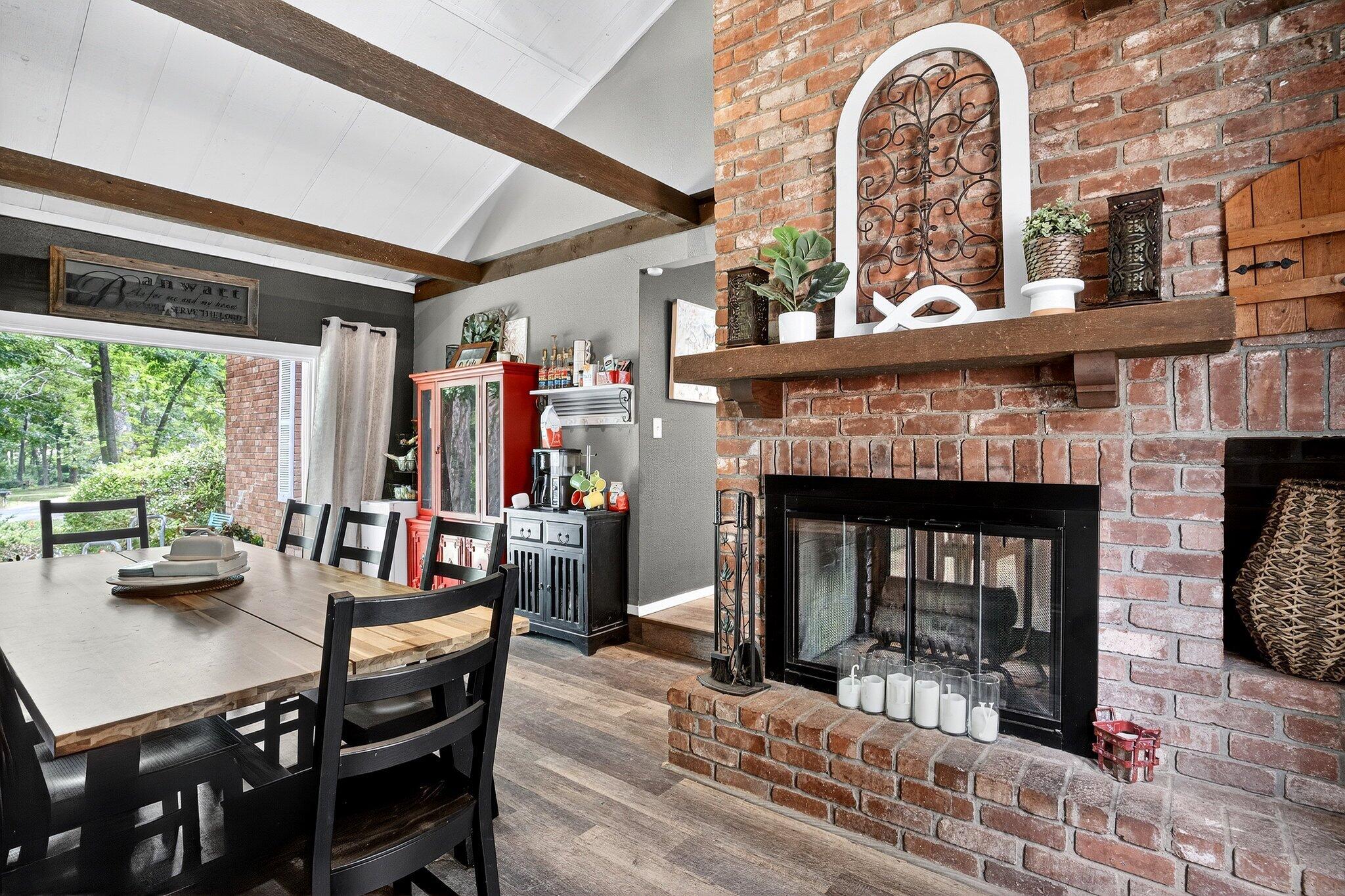 2556 E Melbourne Road