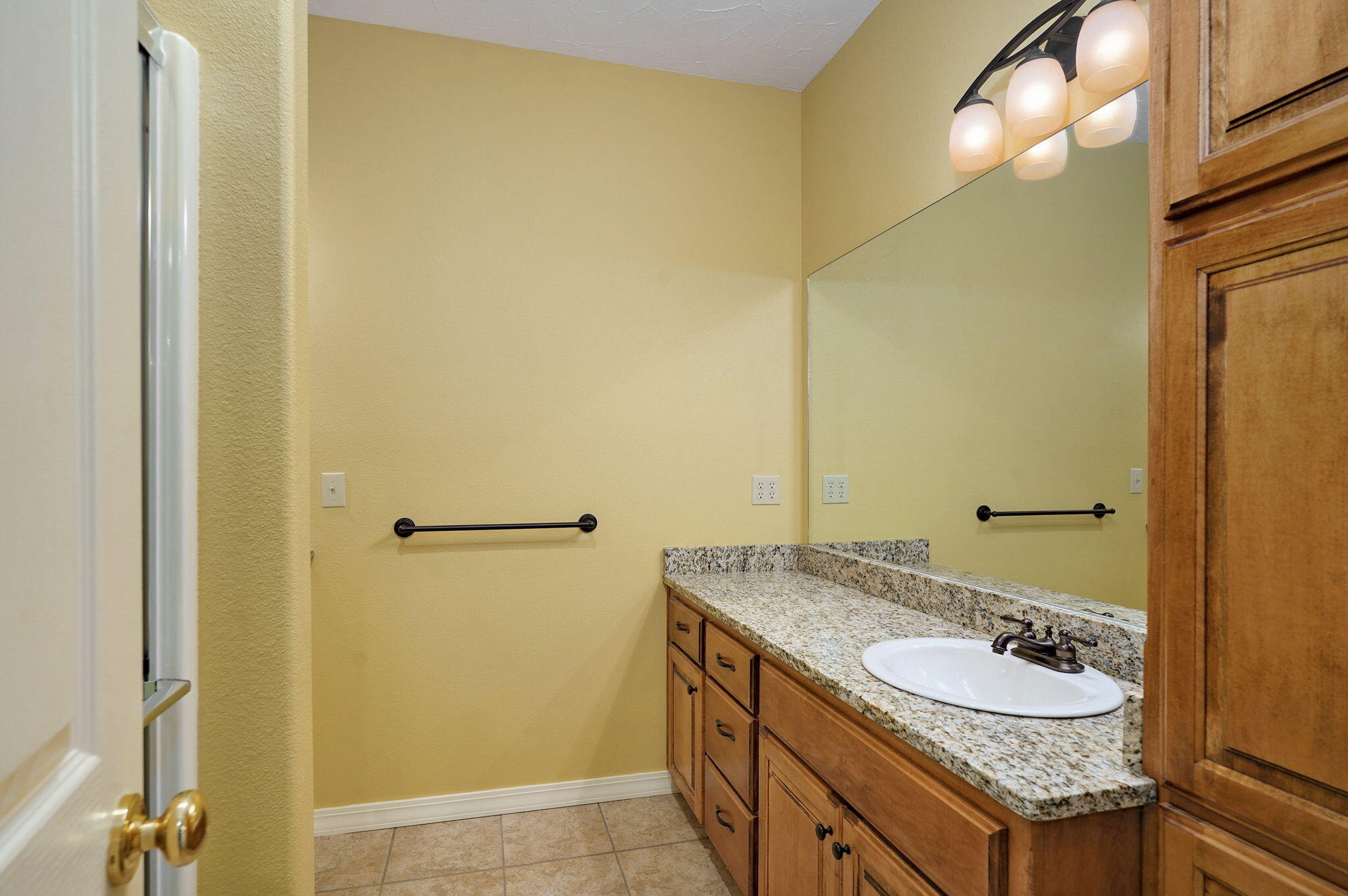 3912 E Windsmore Drive