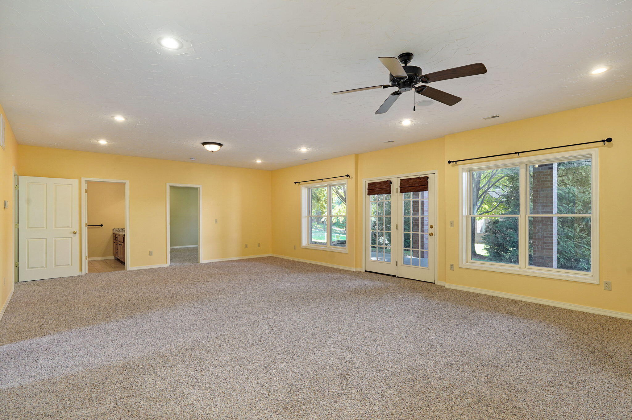 3912 E Windsmore Drive