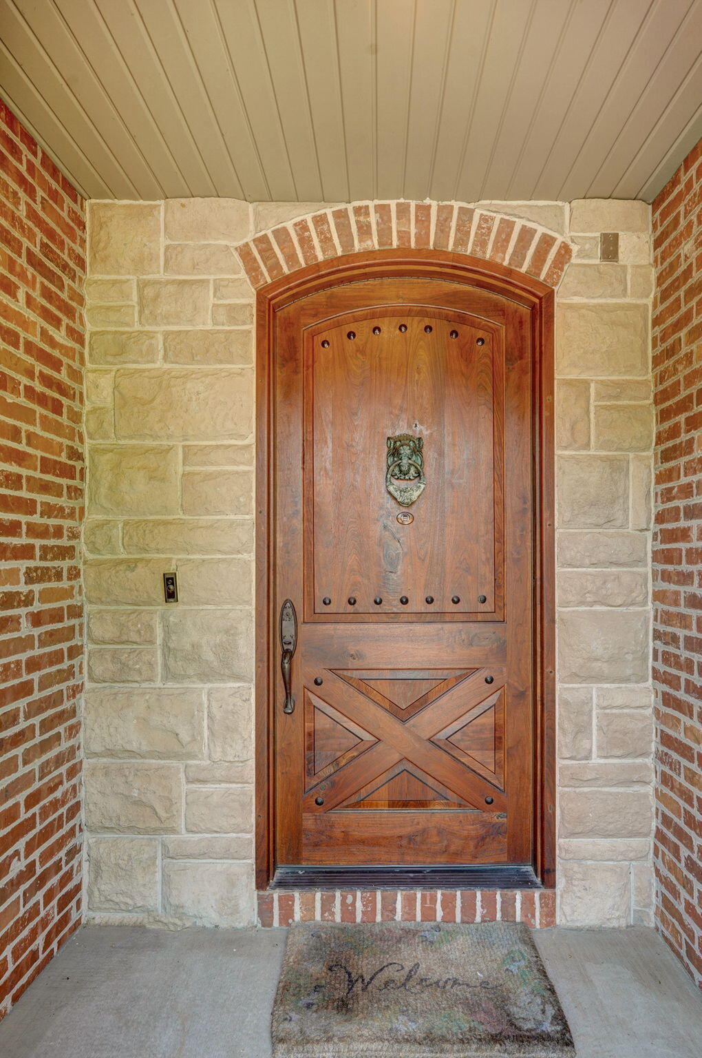 3912 E Windsmore Drive