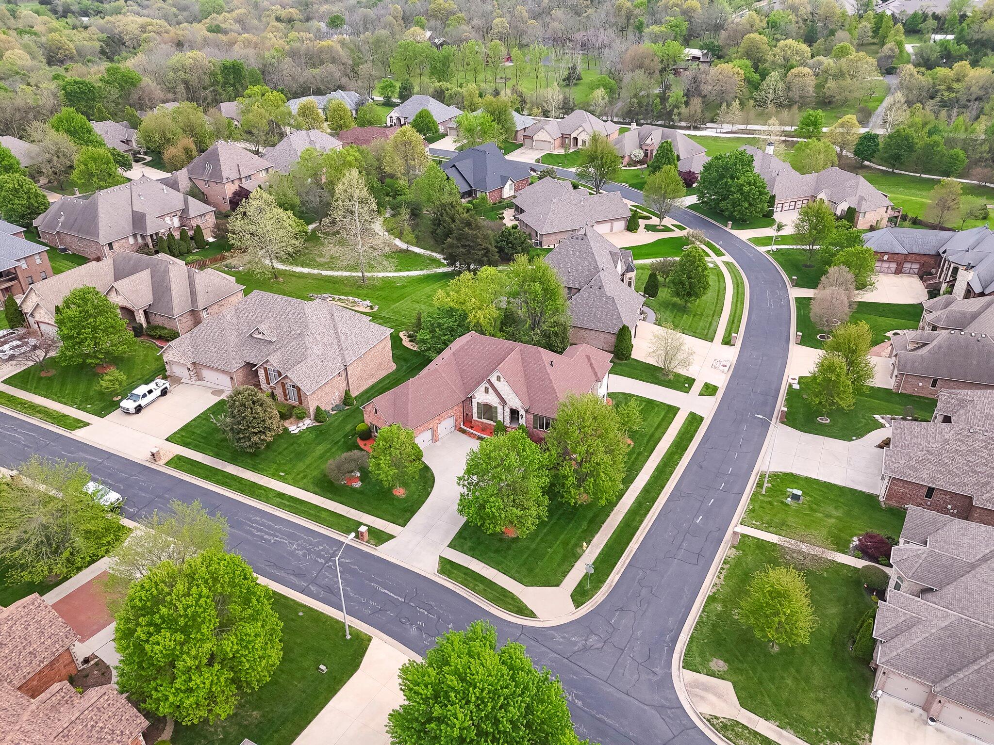 3912 E Windsmore Drive