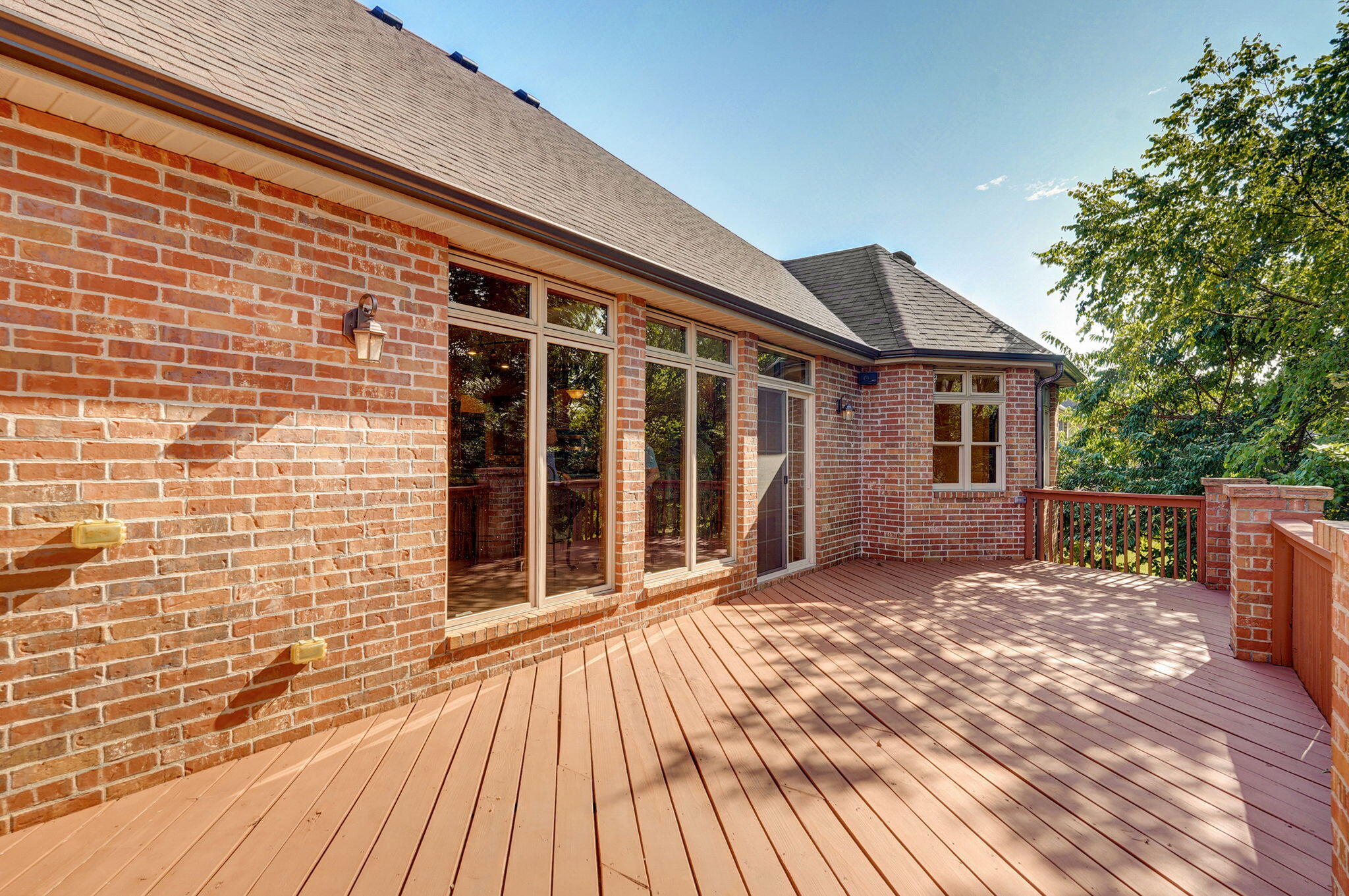 3912 E Windsmore Drive