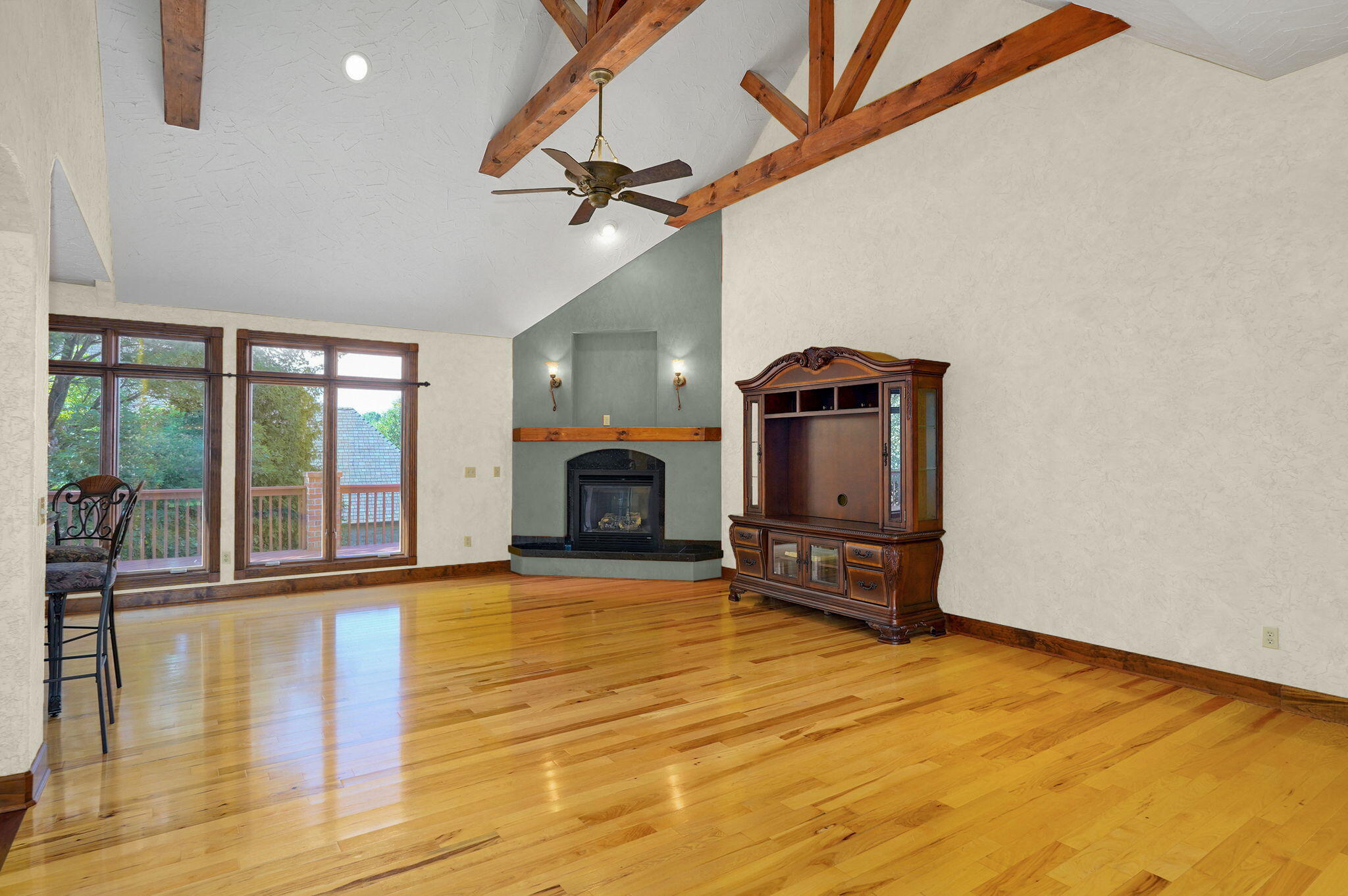 3912 E Windsmore Drive