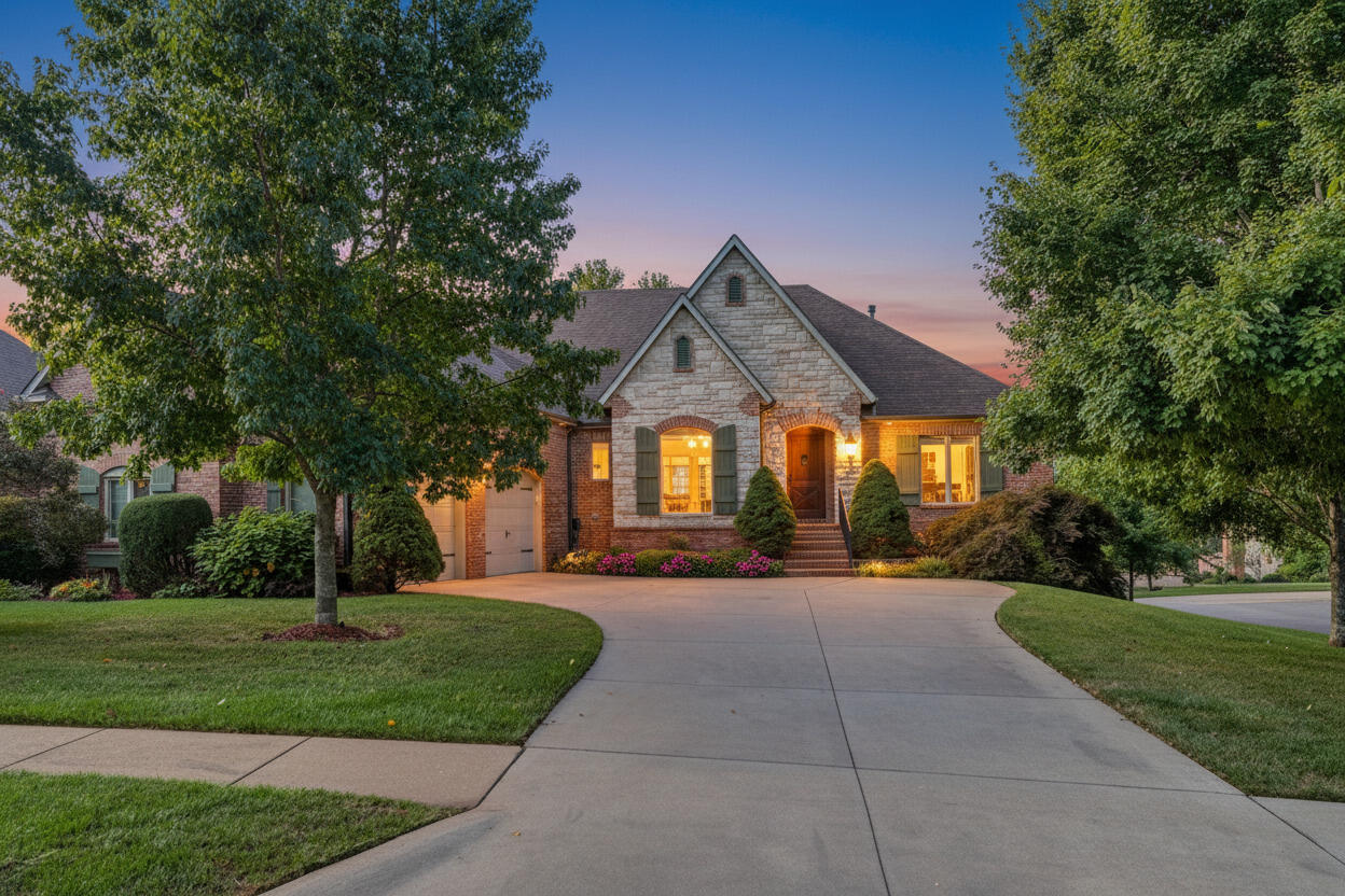 3912 E Windsmore Drive