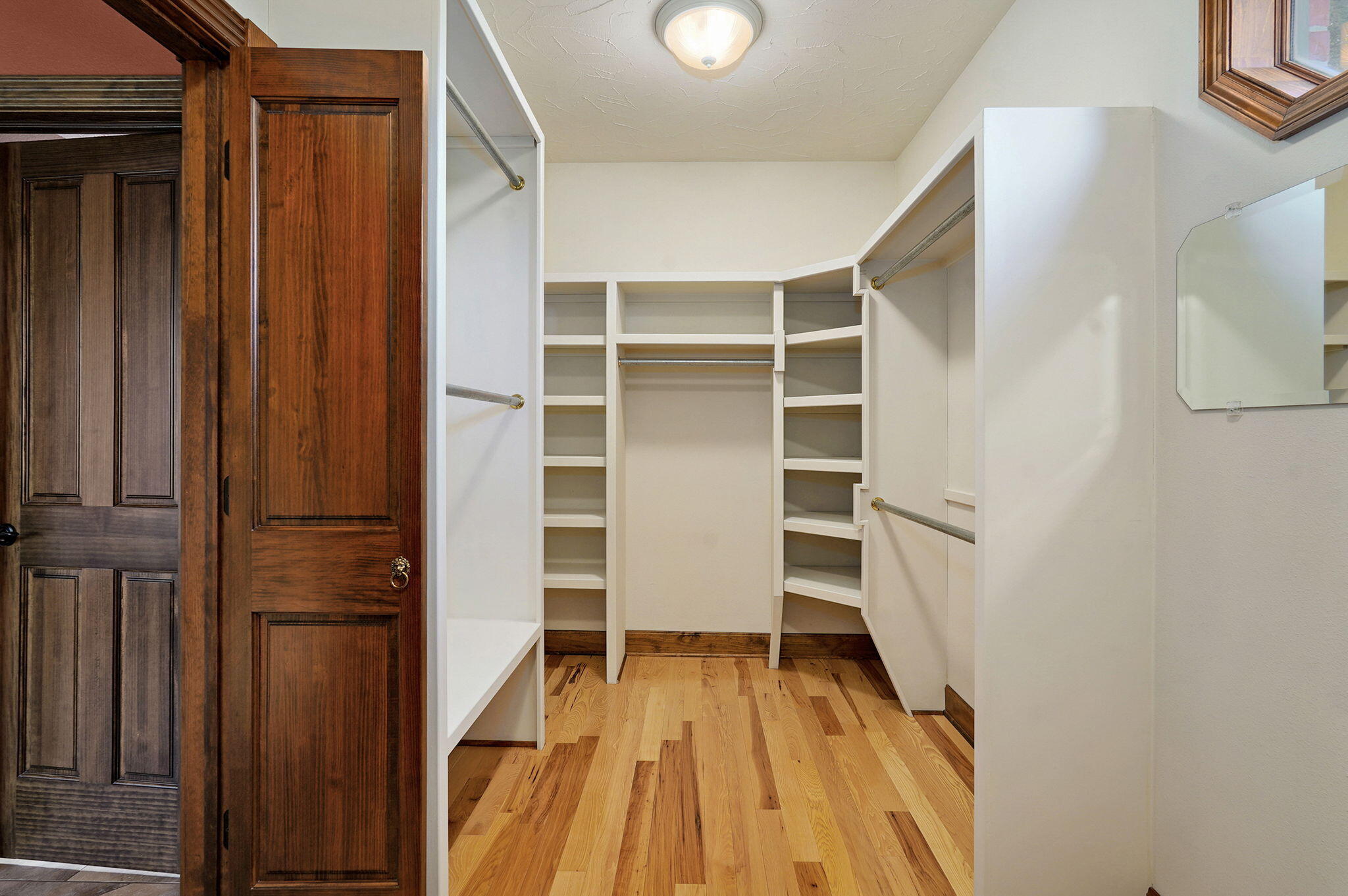 3912 E Windsmore Drive