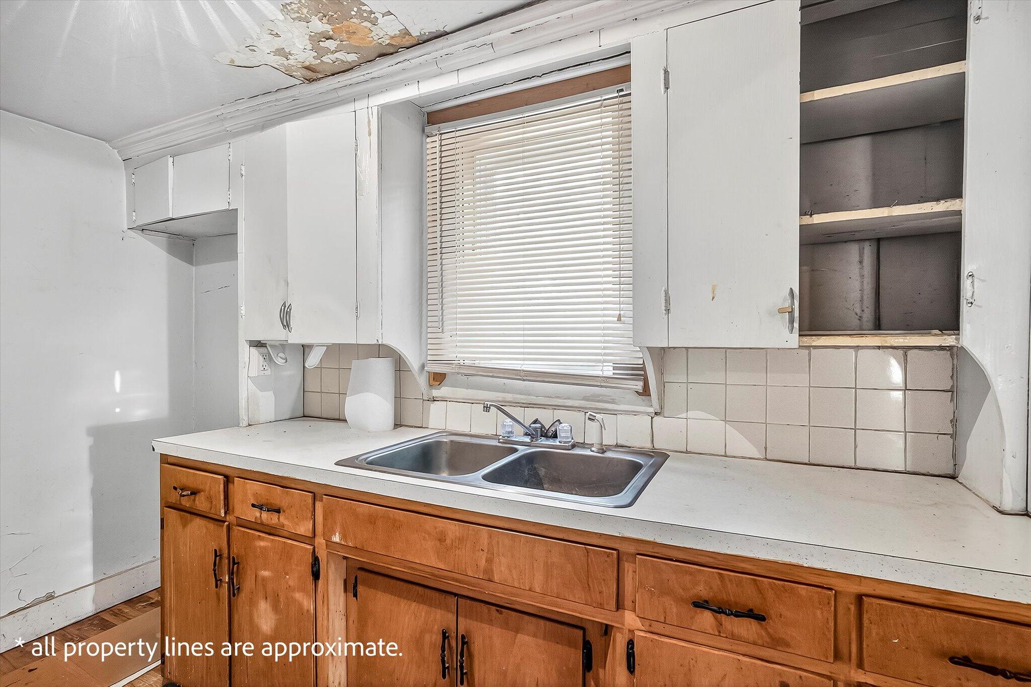 2543 N Campbell Avenue