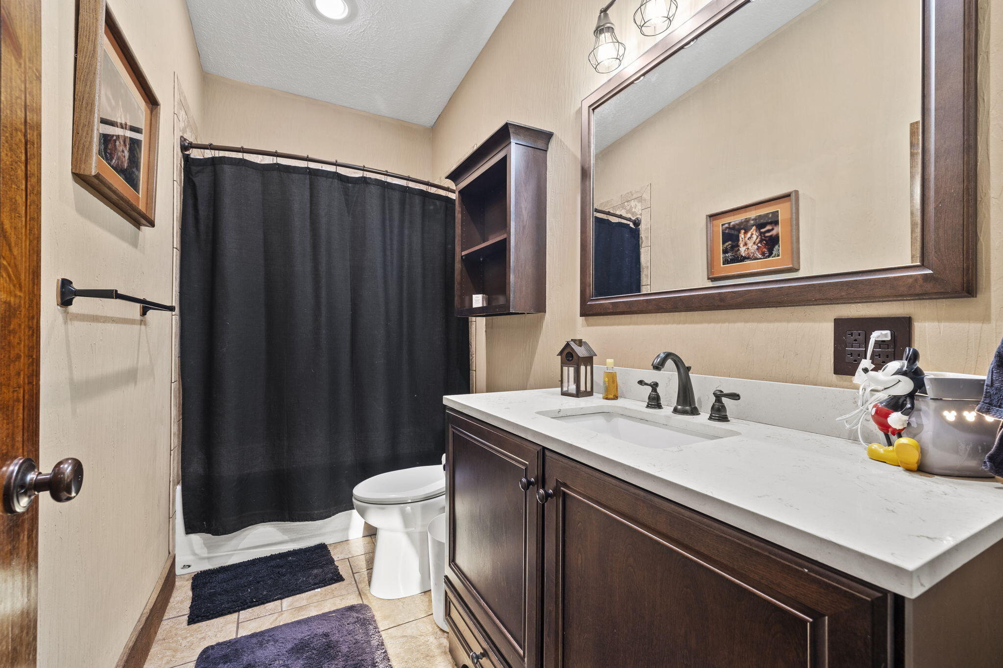 5156 Lawrence 1210