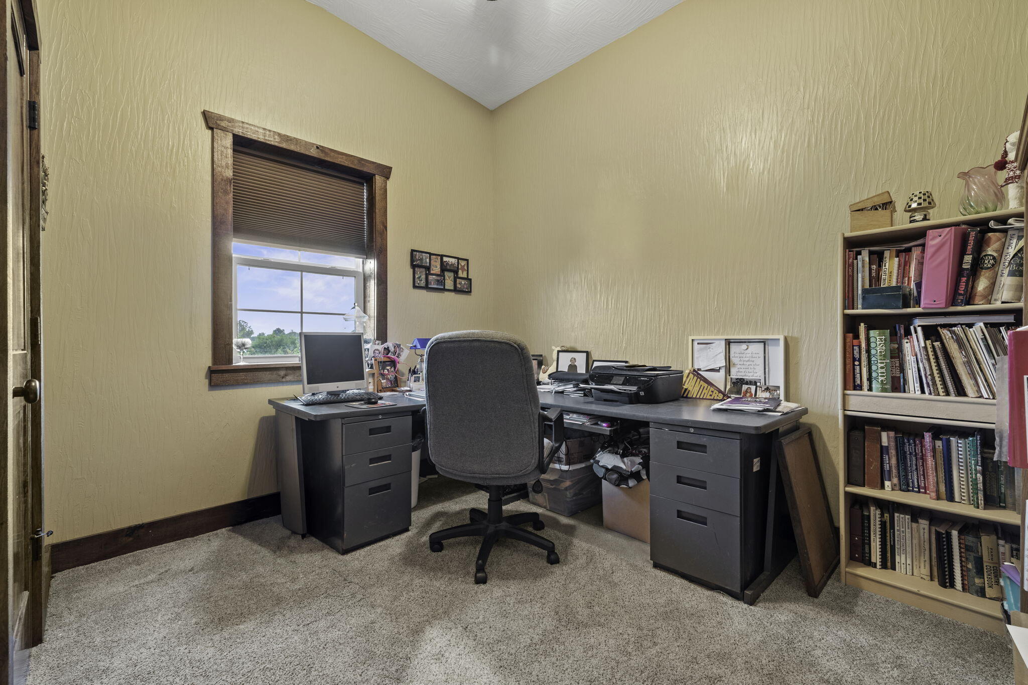 5156 Lawrence 1210