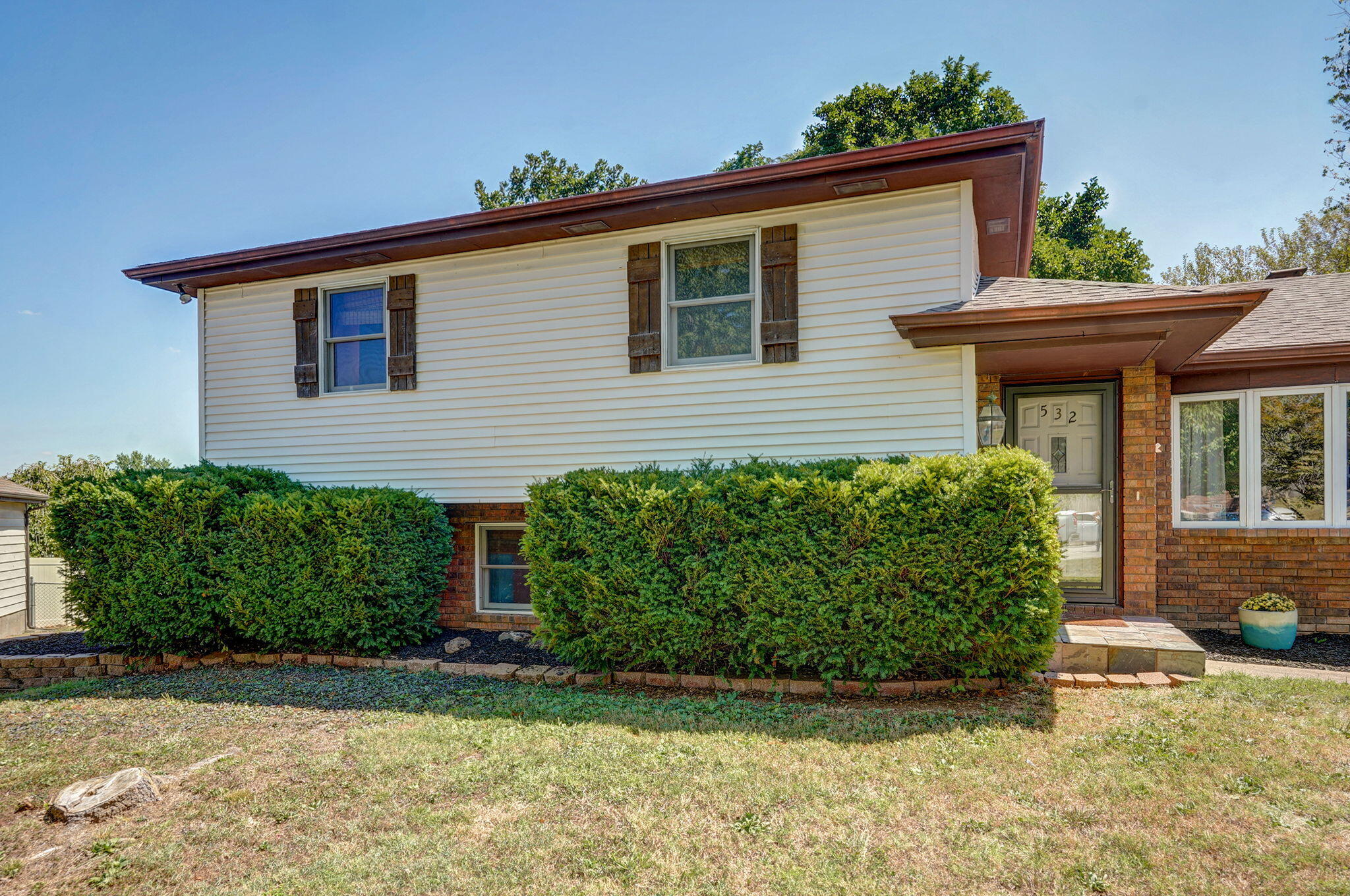 532 N Allen Avenue