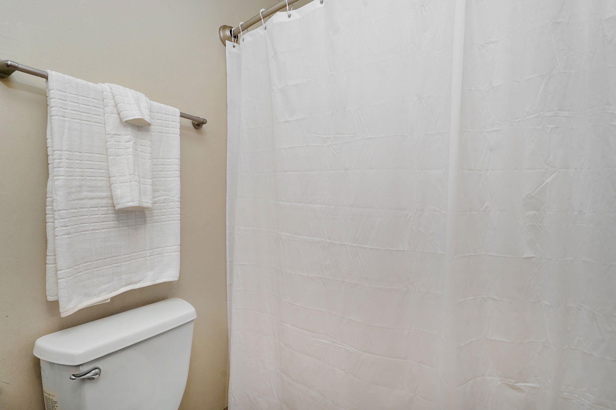 4449 W Madison Street