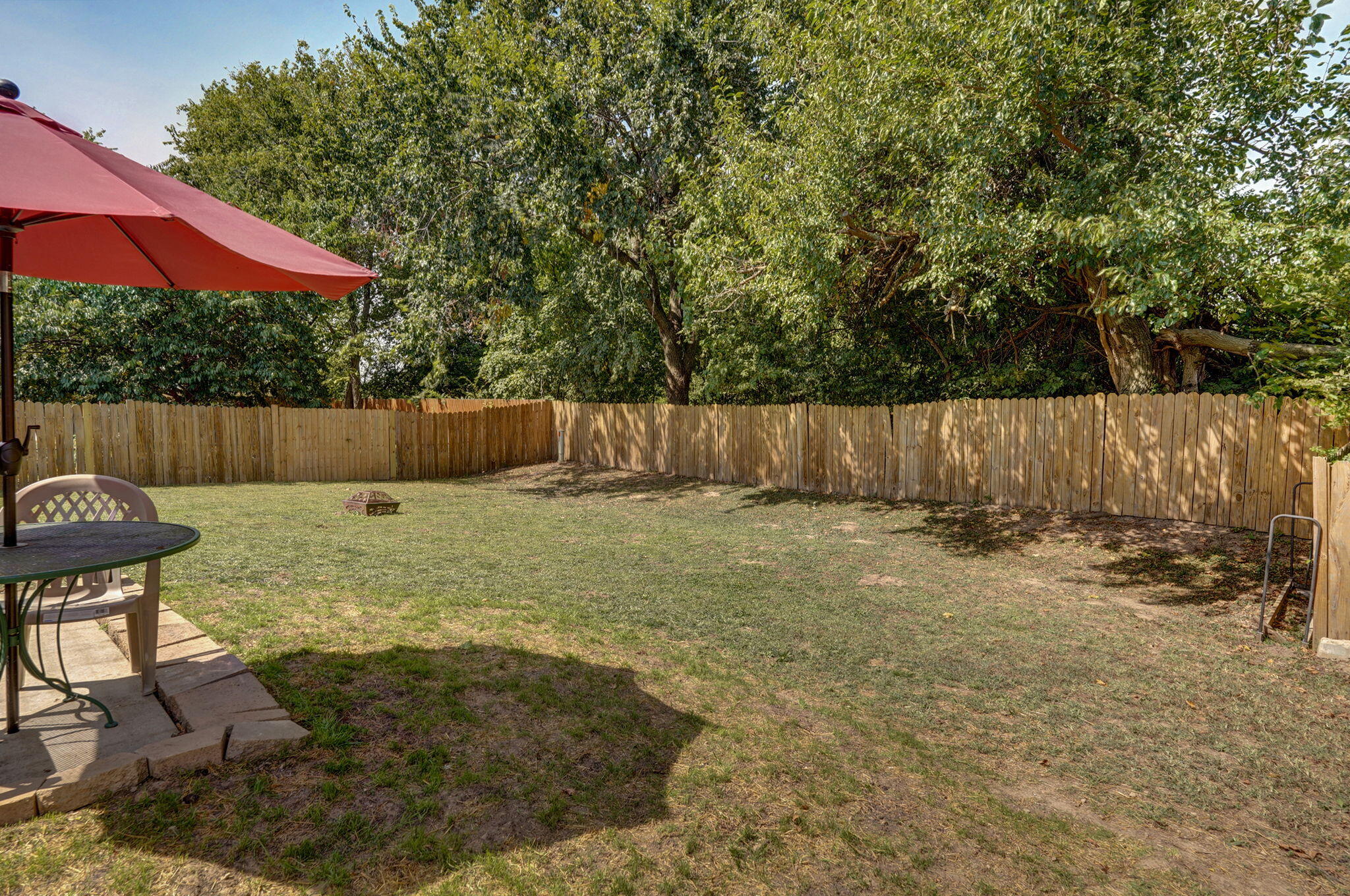 4449 W Madison Street